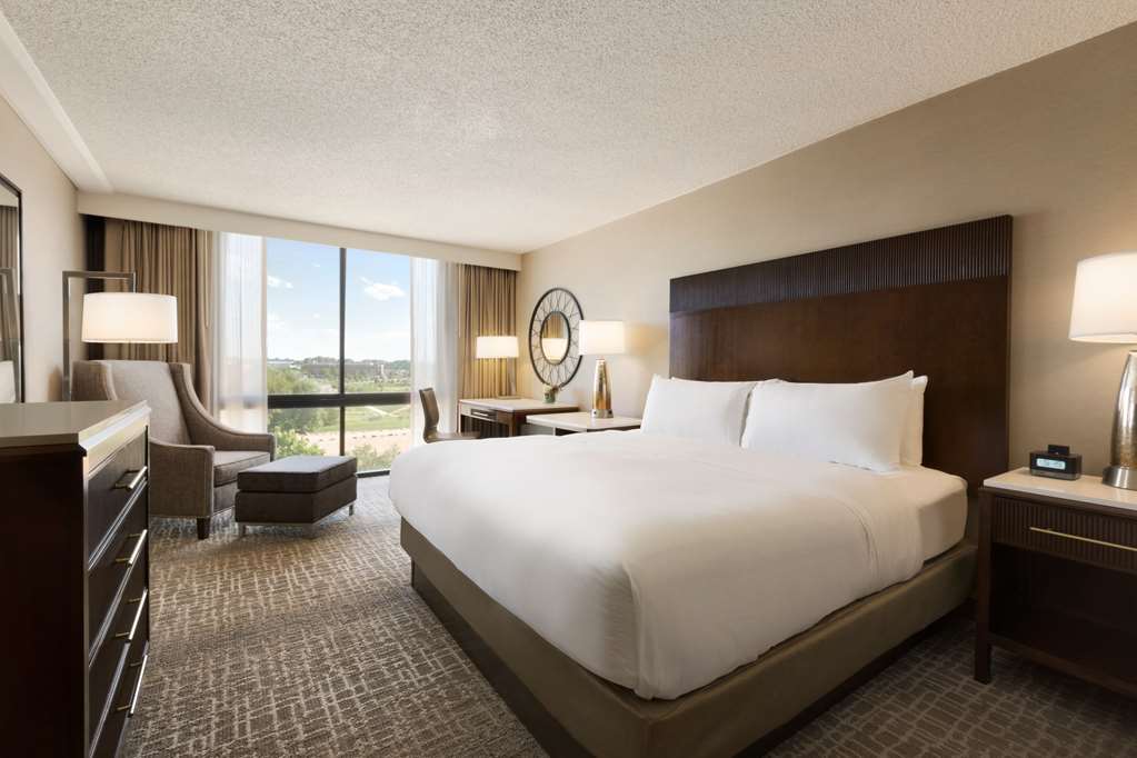 Hilton Fort Collins Room Type - 1KG MOB HEARING ACC 3X3SHW