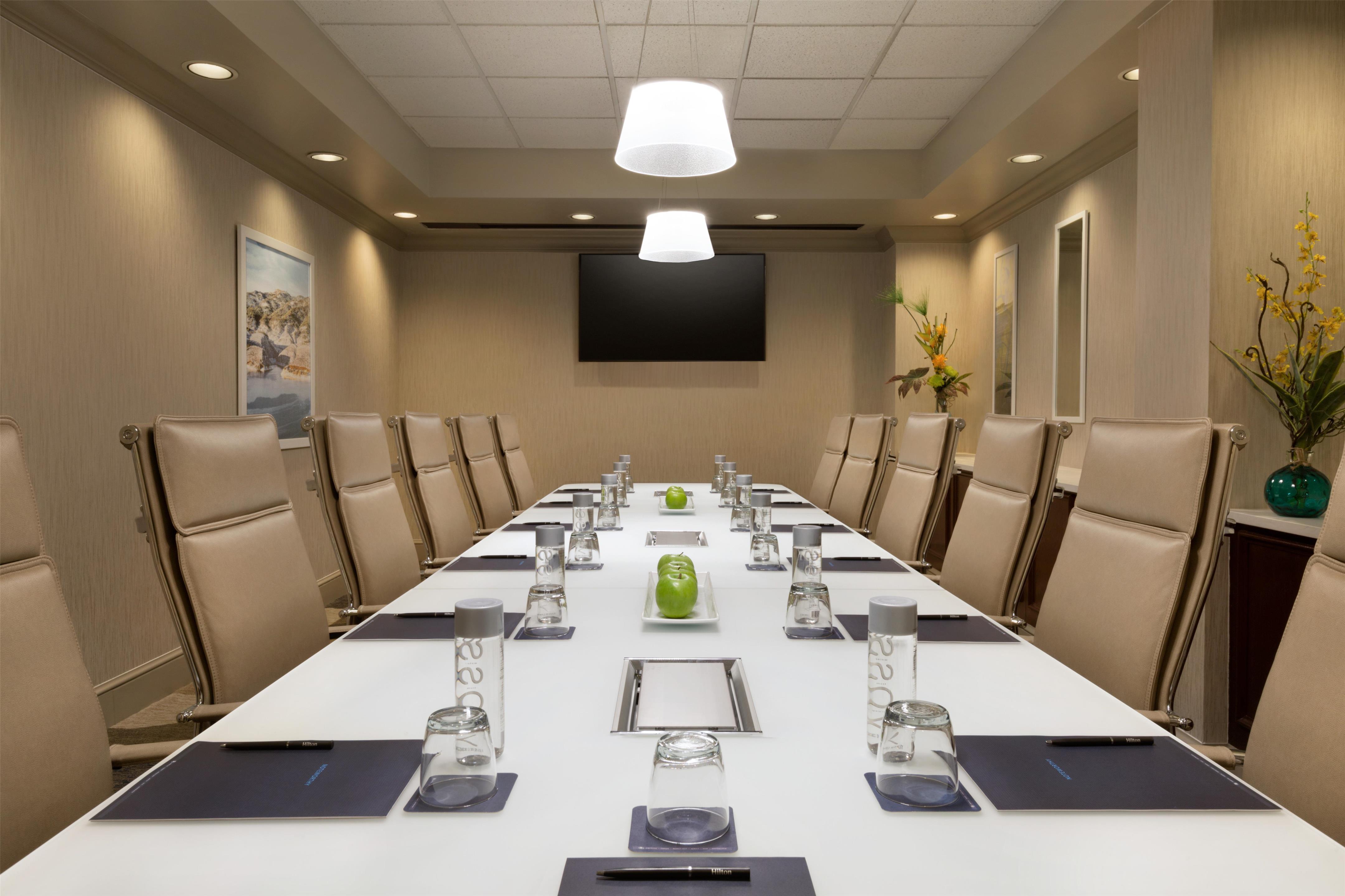 Meeting Room | Hilton Fort Collins