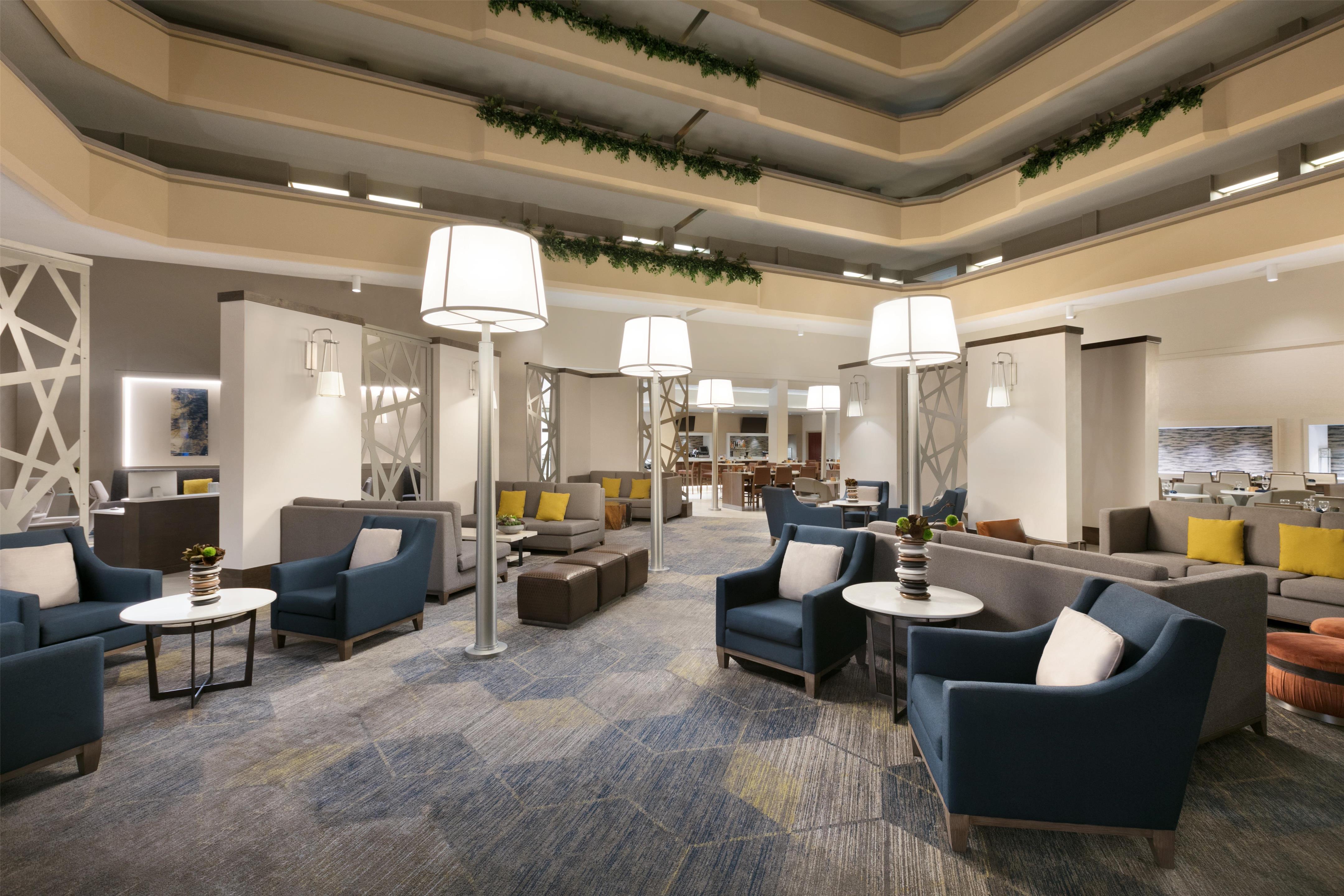 Lobby | Hilton Fort Collins