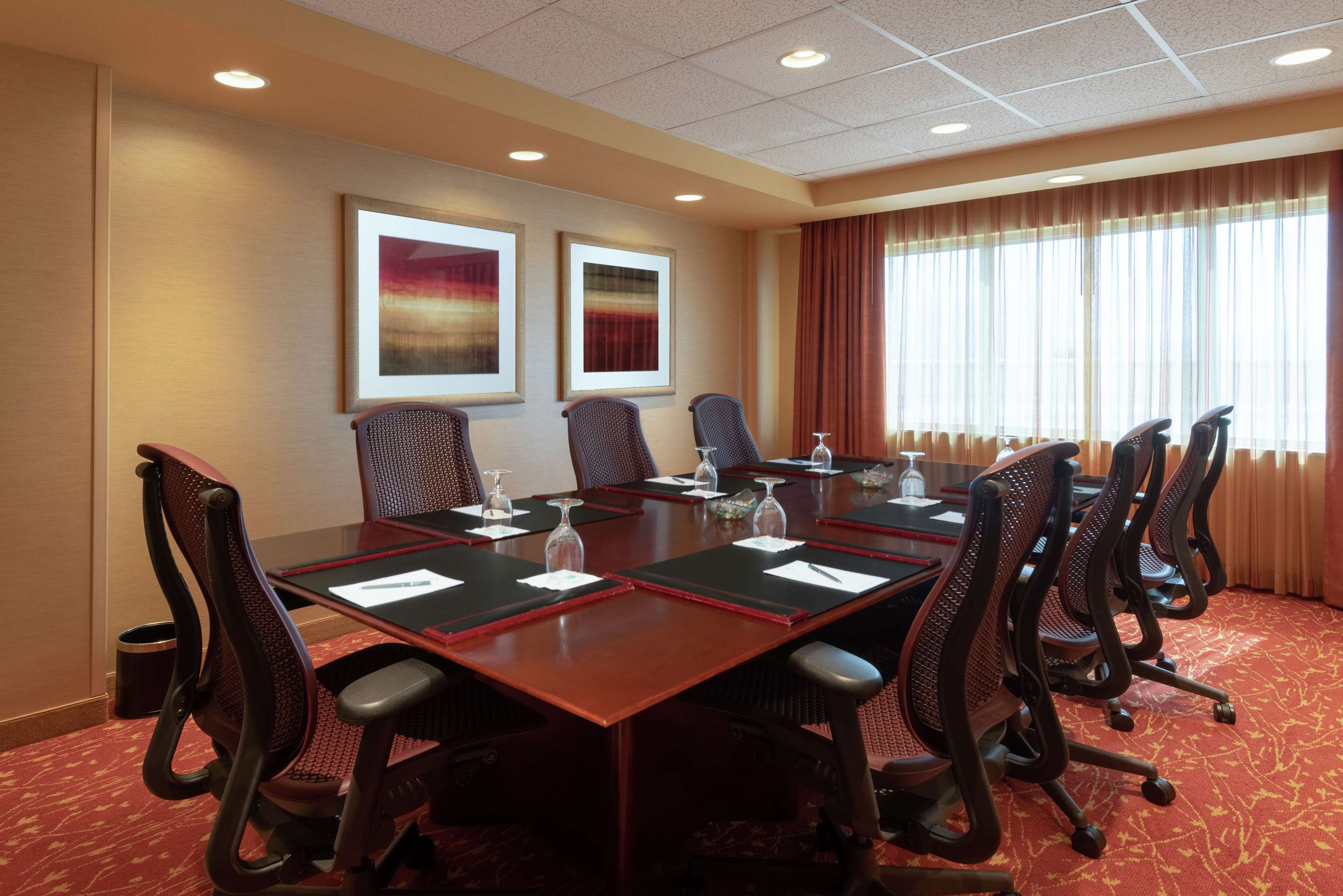 Restaurant | Embassy Suites by Hilton Loveland Conference Center