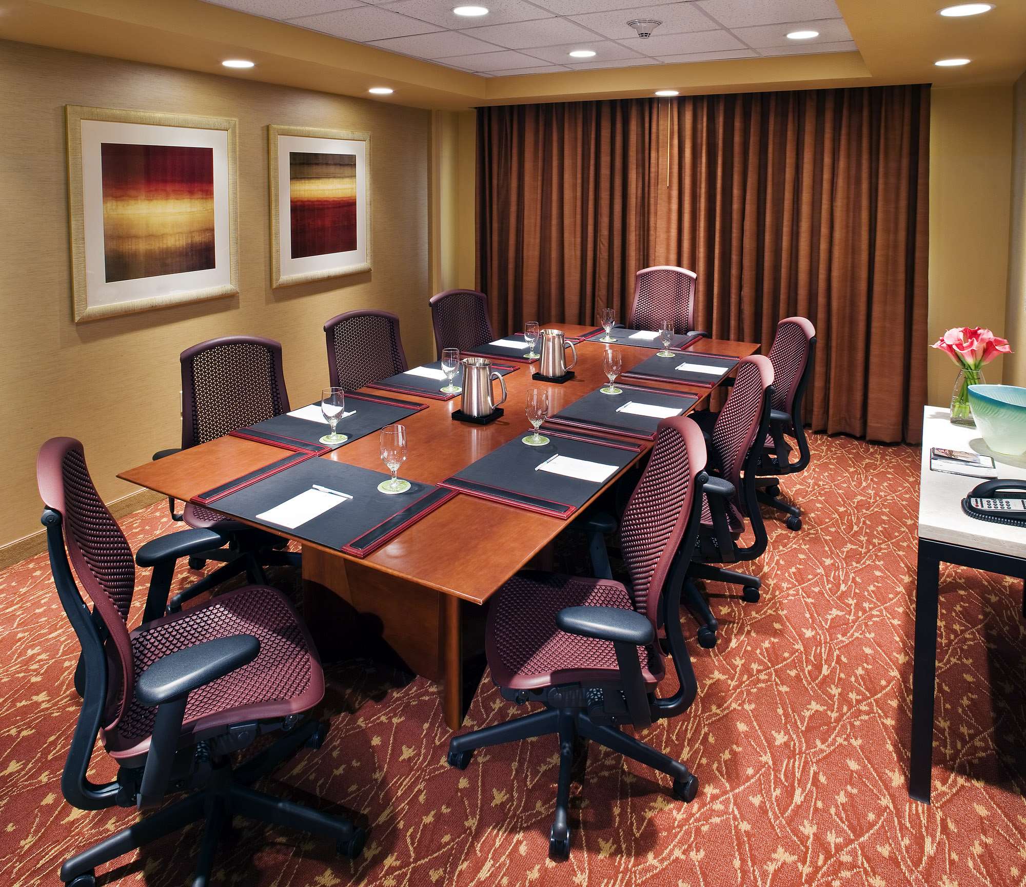 Restaurant | Embassy Suites by Hilton Loveland Conference Center