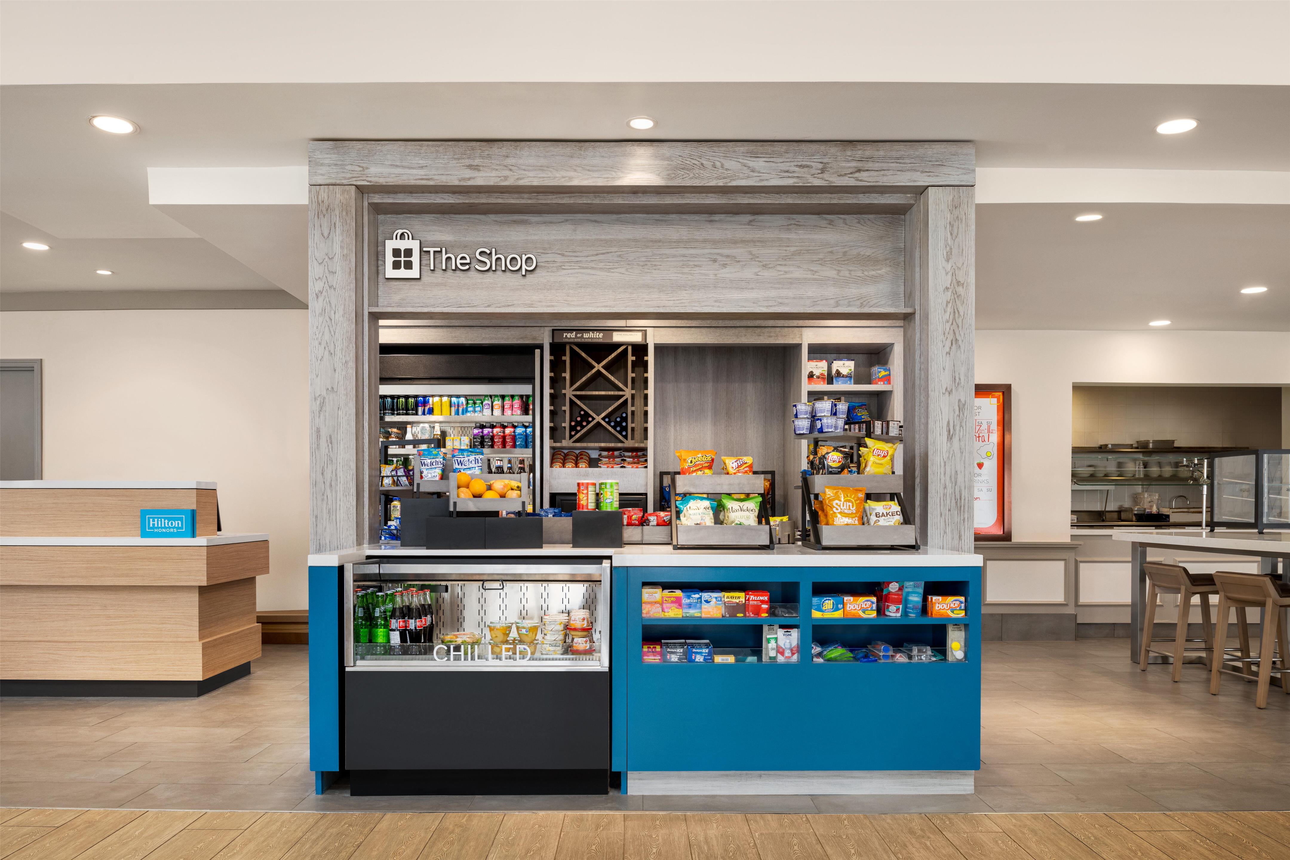 Lobby | Hilton Garden Inn Fort Collins