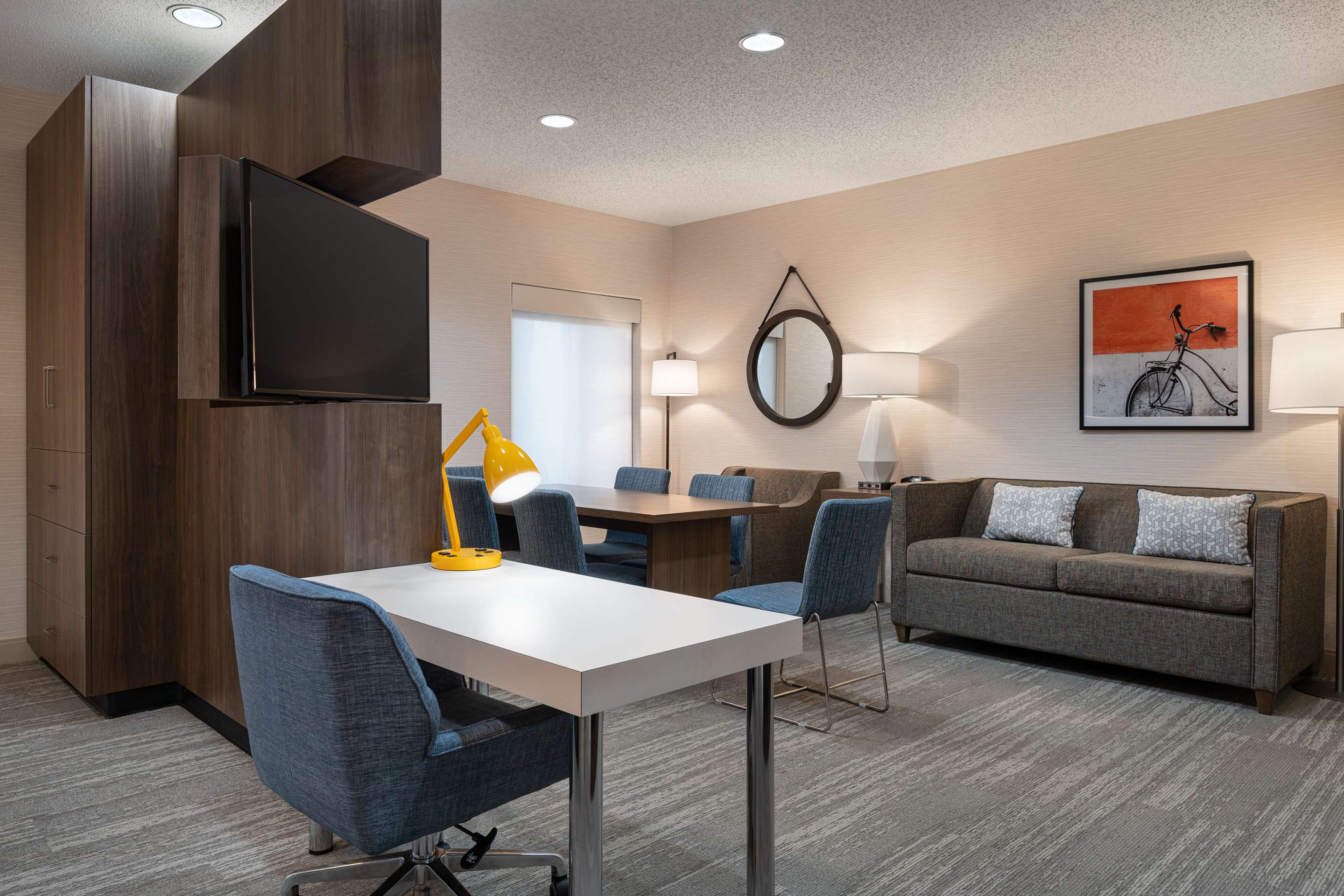 Guest room