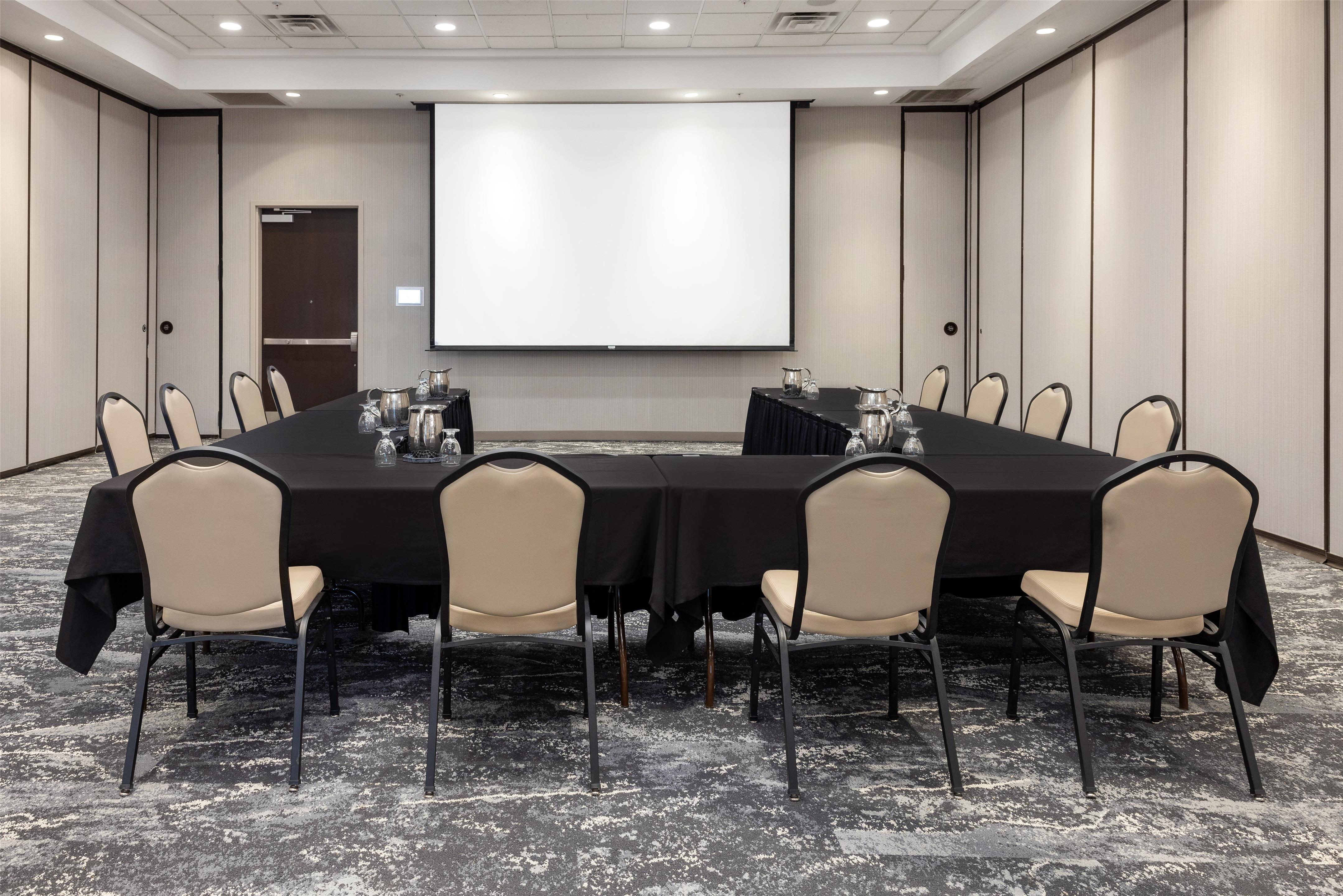 Meeting Room | Hilton Garden Inn Sioux Falls South