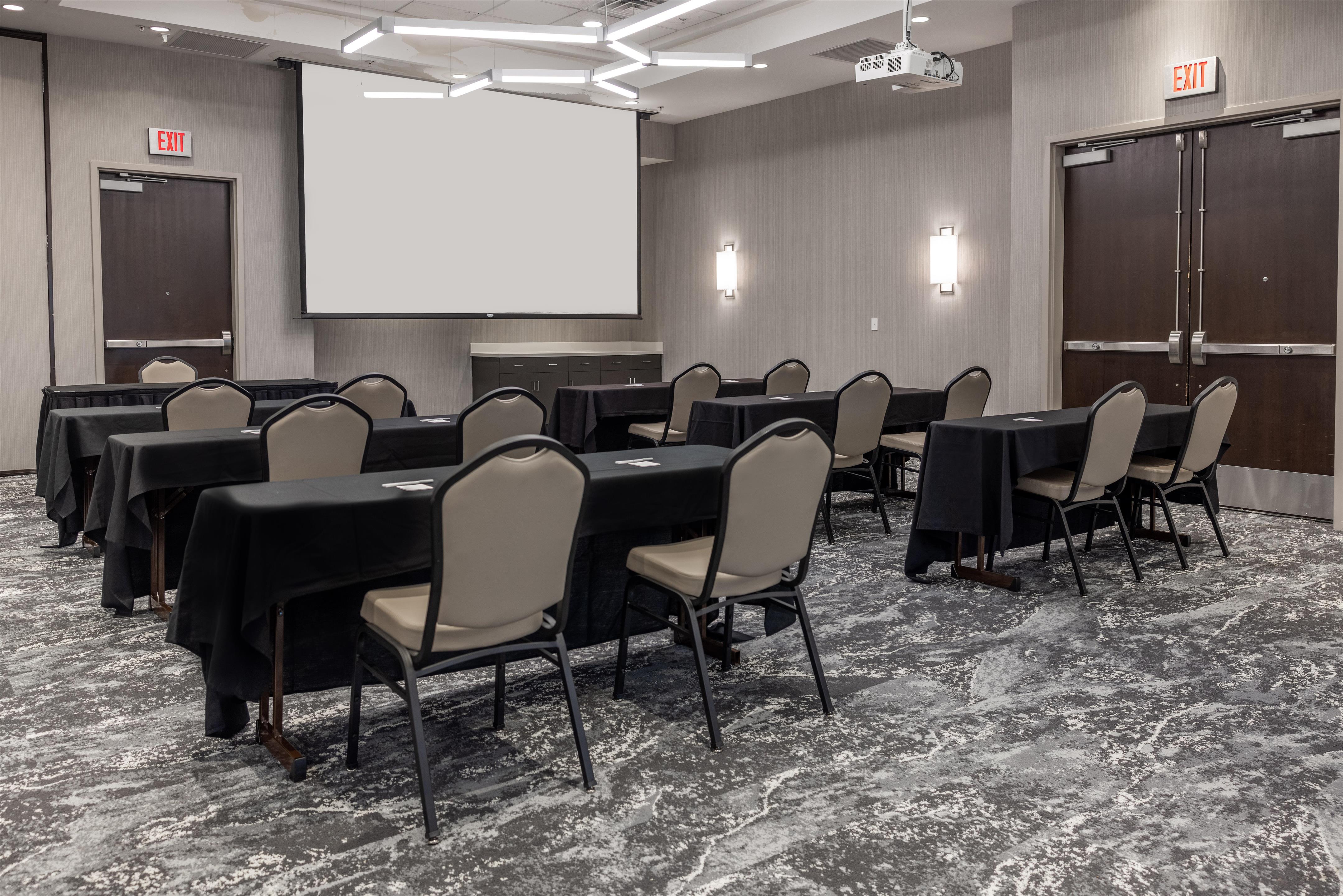 Meeting Room | Hilton Garden Inn Sioux Falls South