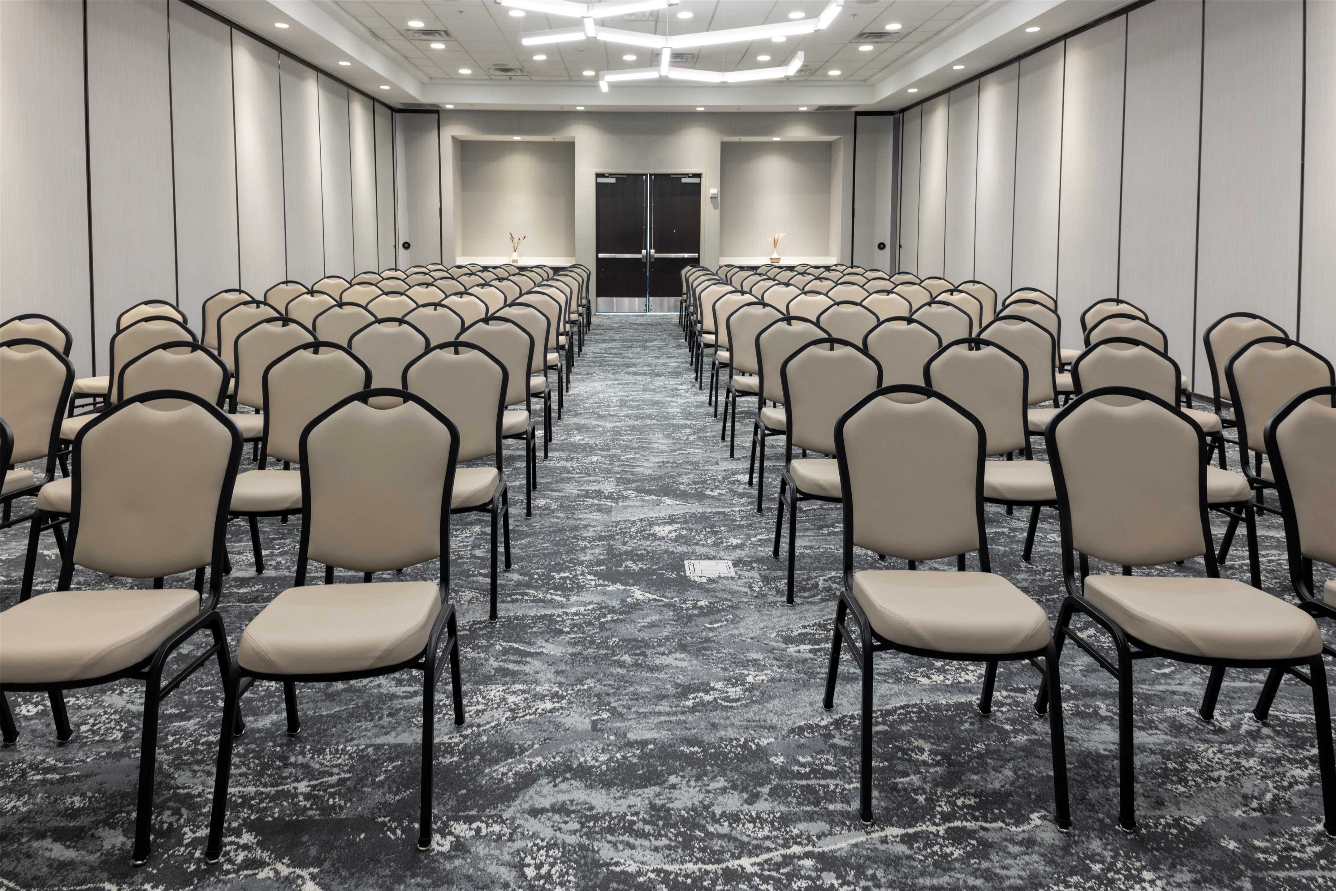 Meeting Room | Hilton Garden Inn Sioux Falls South