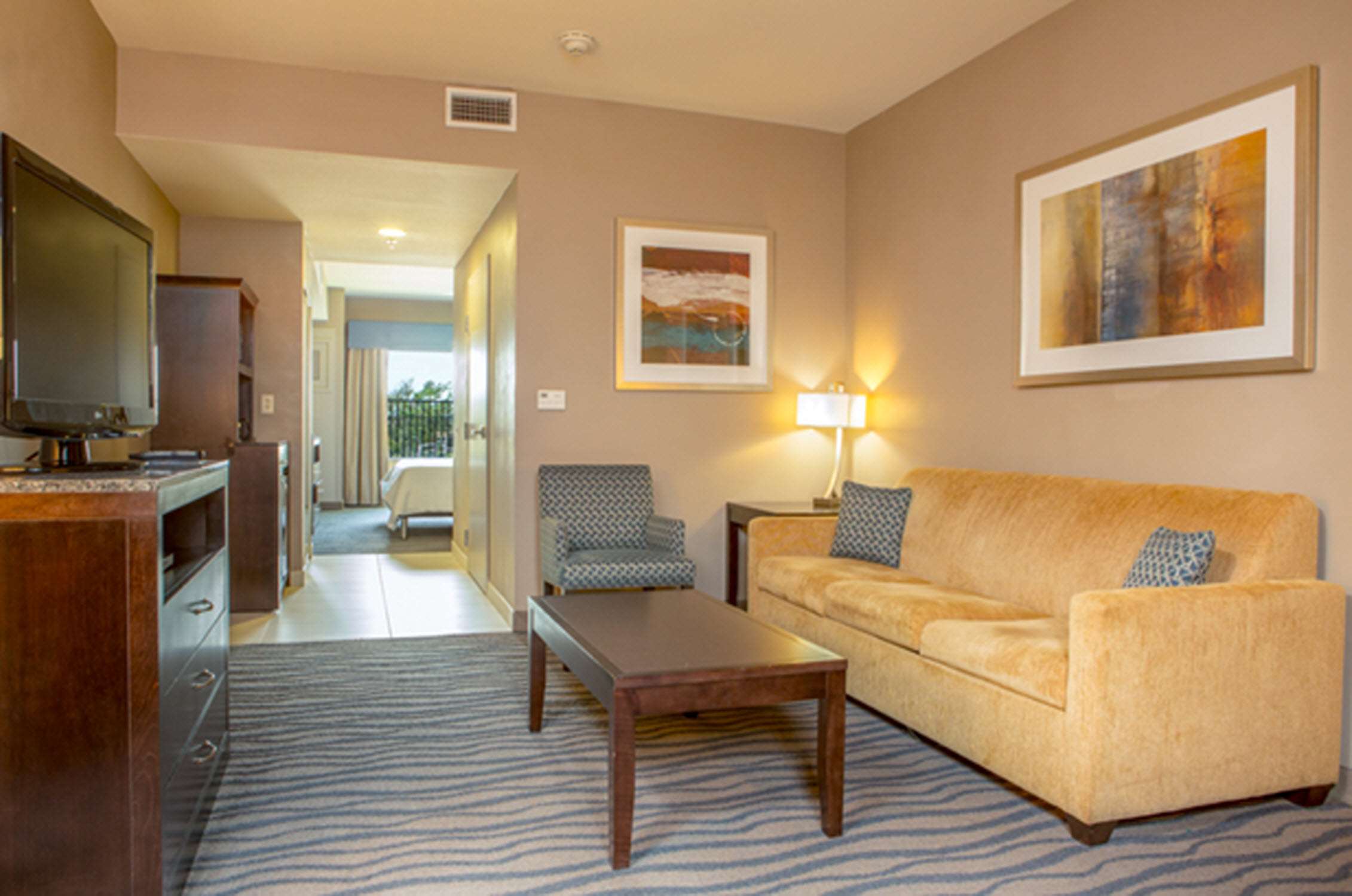Guest room