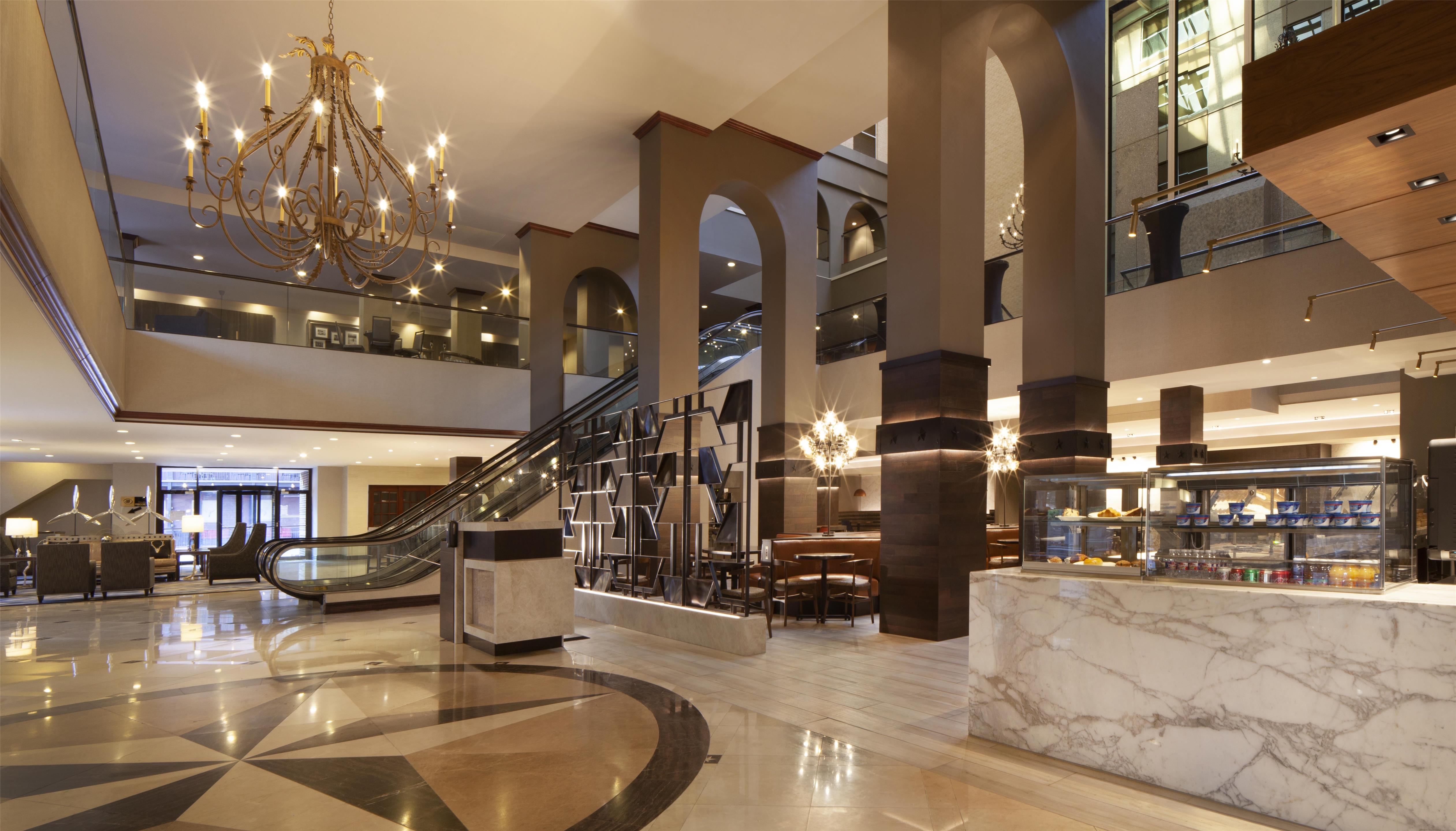 Lobby | Hilton Fort Worth