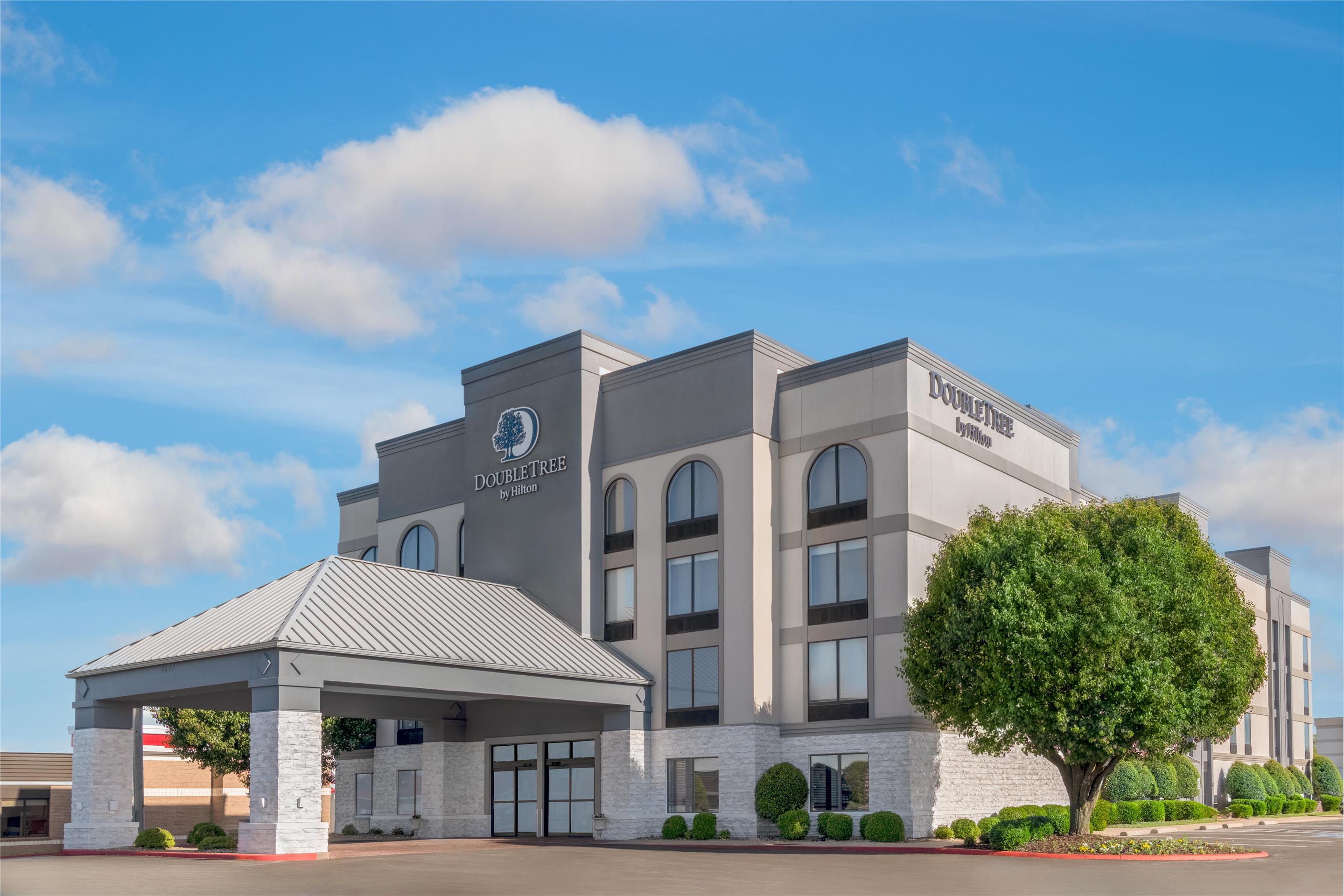 Exterior | DoubleTree by Hilton Springdale