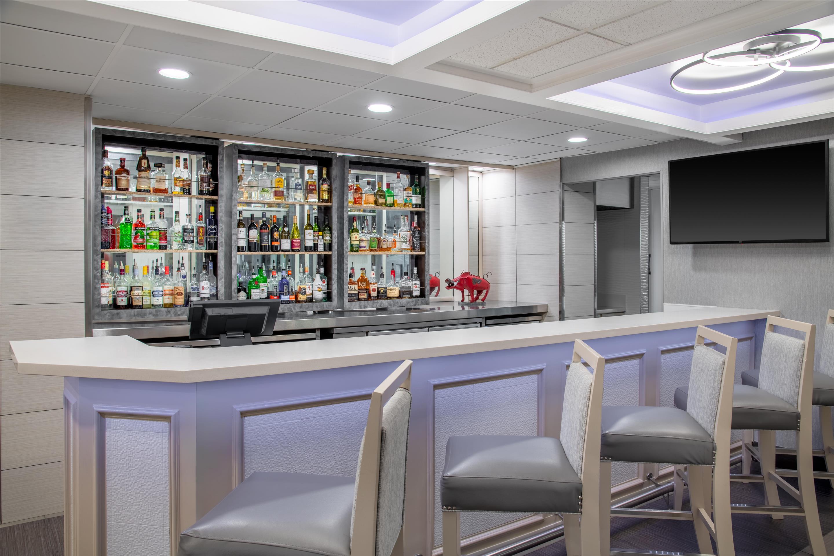 BarLounge | DoubleTree by Hilton Springdale