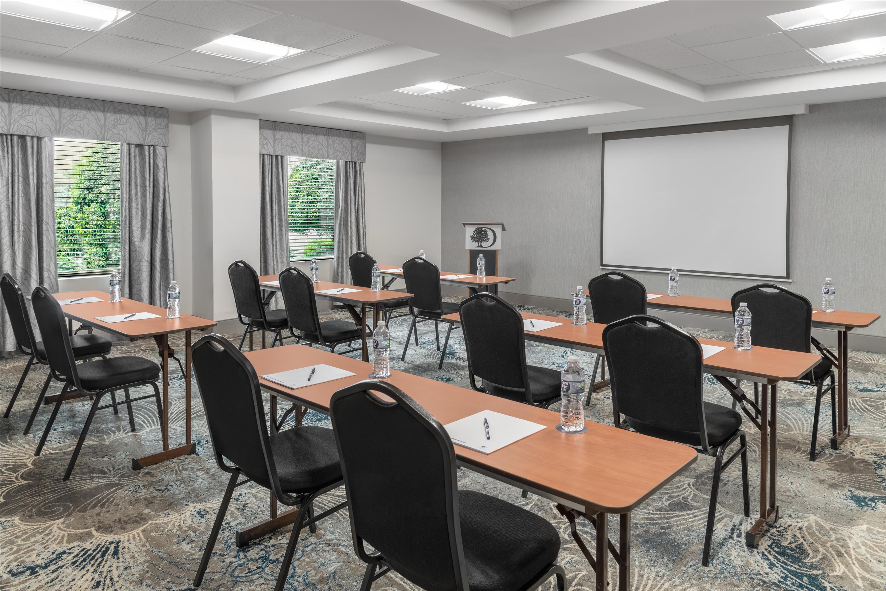 Meeting Room | DoubleTree by Hilton Springdale
