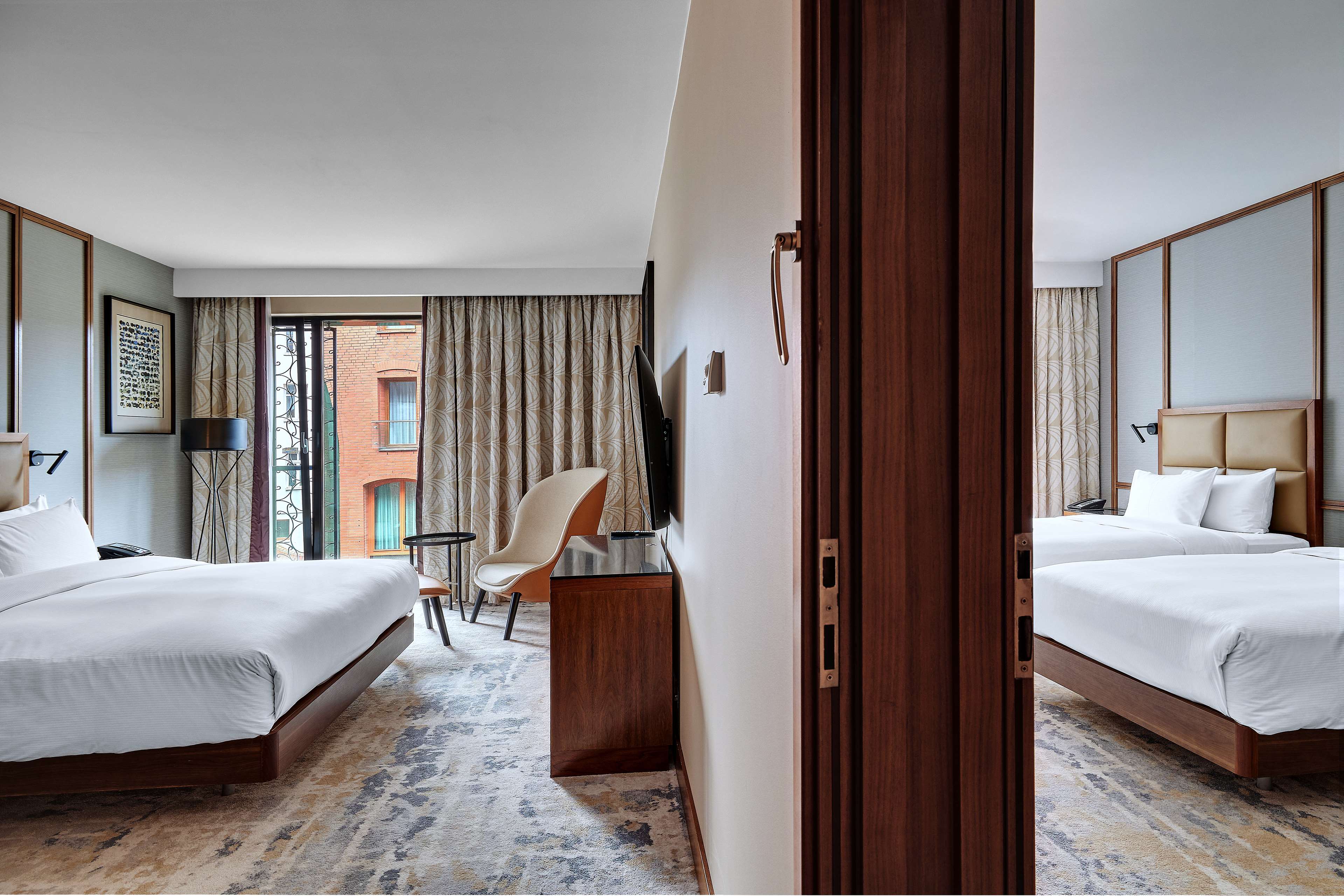 Hilton Gdansk Room Type - KING FAMILY ROOM