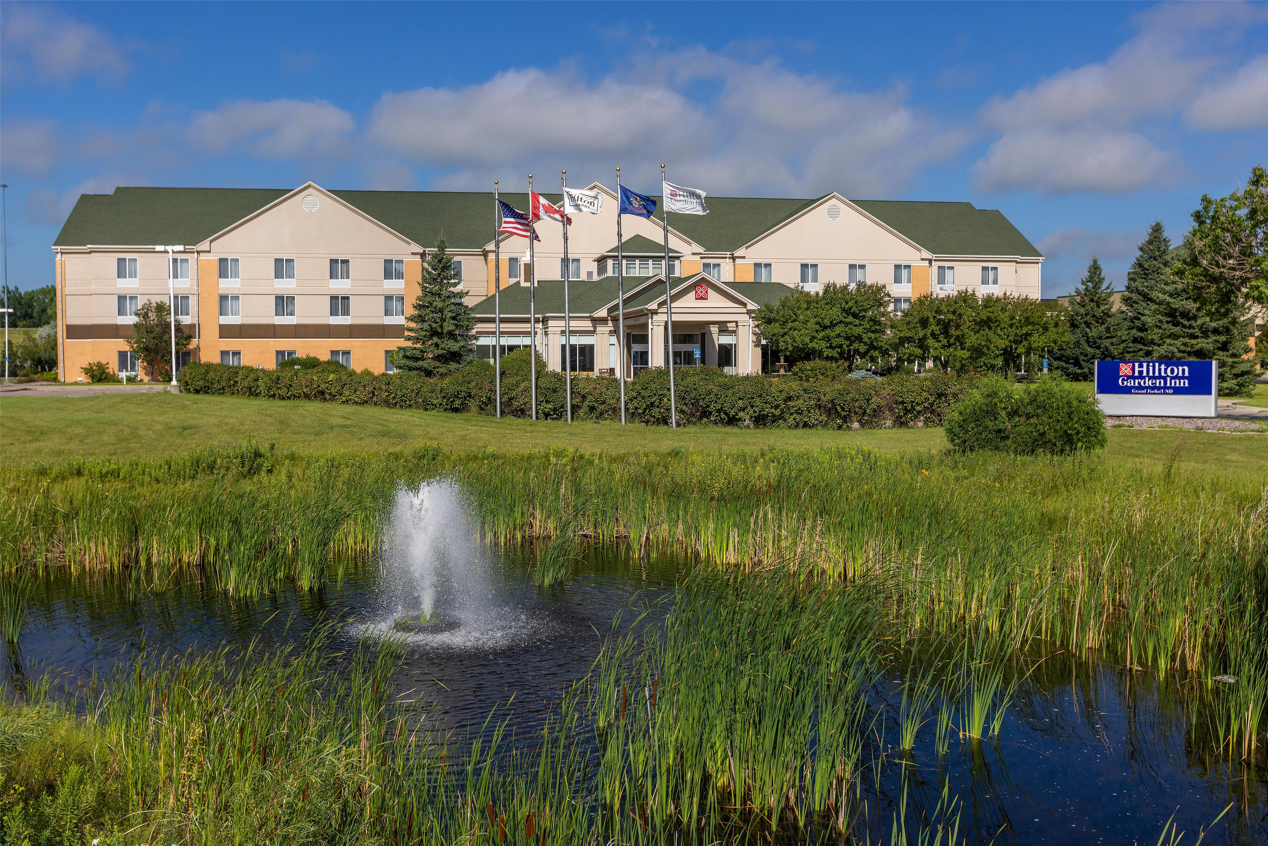 Exterior | Hilton Garden Inn- Grand Forks/UND
