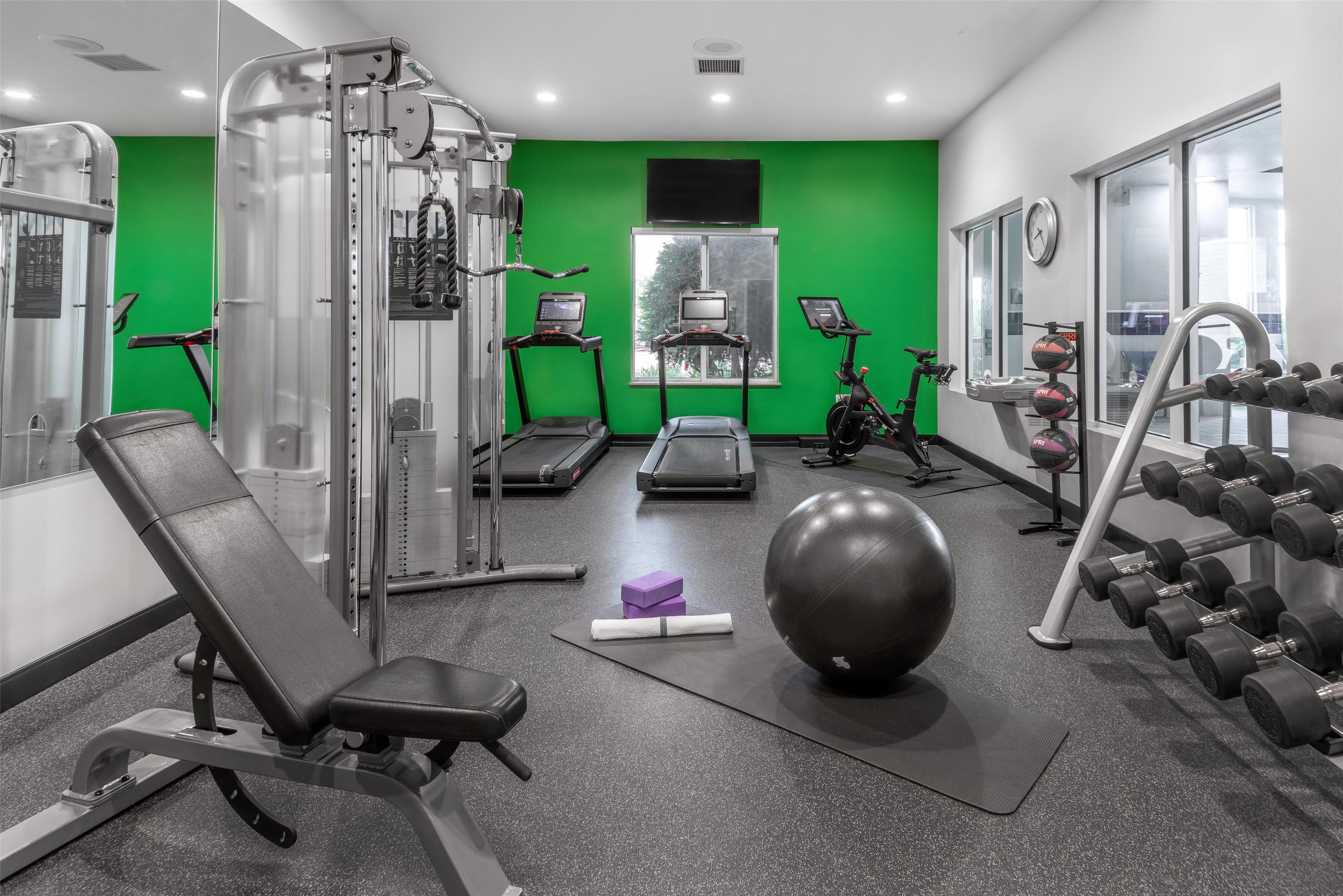 Health club fitness center gym | Hilton Garden Inn- Grand Forks/UND