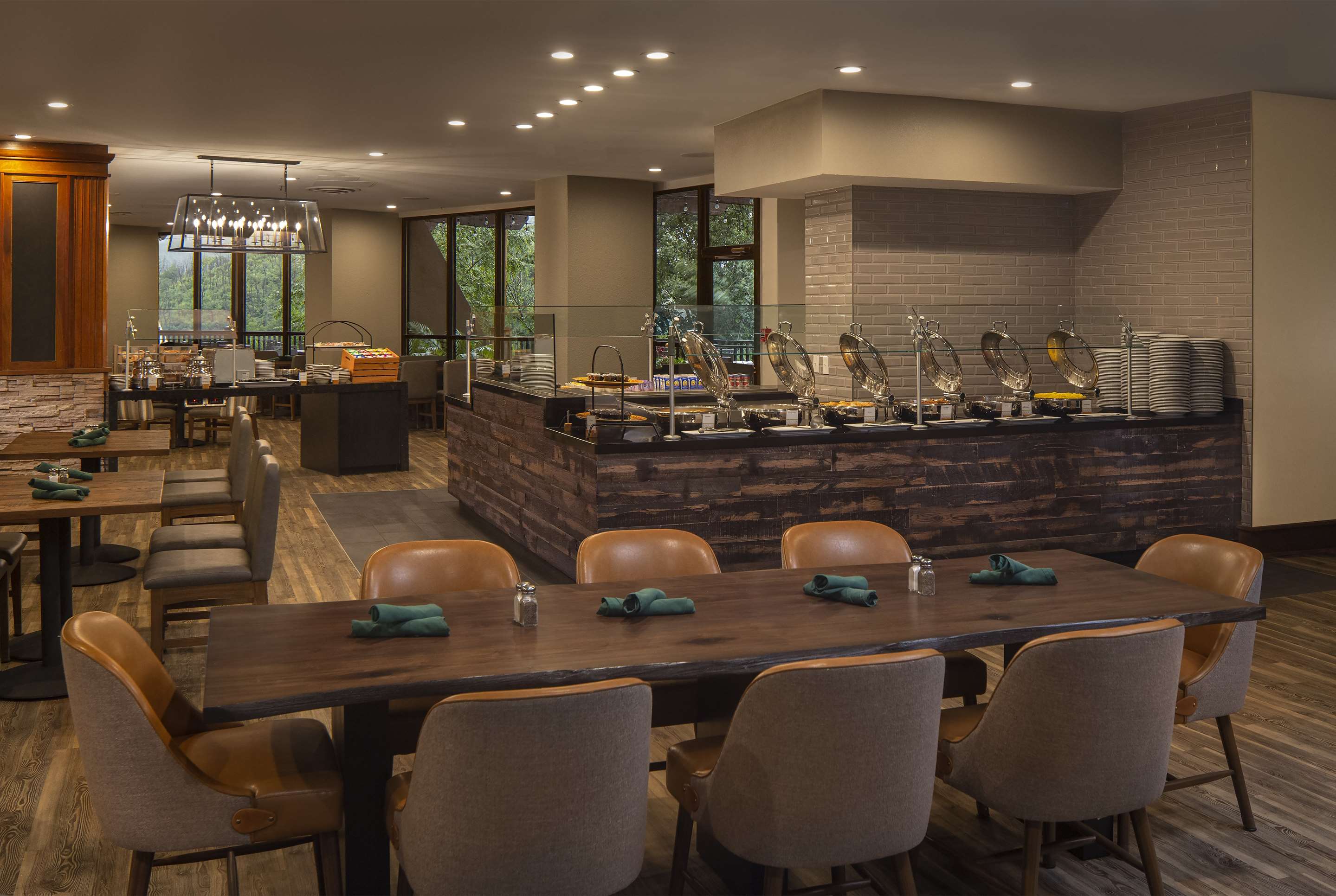 Restaurant | The Park Vista - a DoubleTree by Hilton Hotel - Gatlinburg
