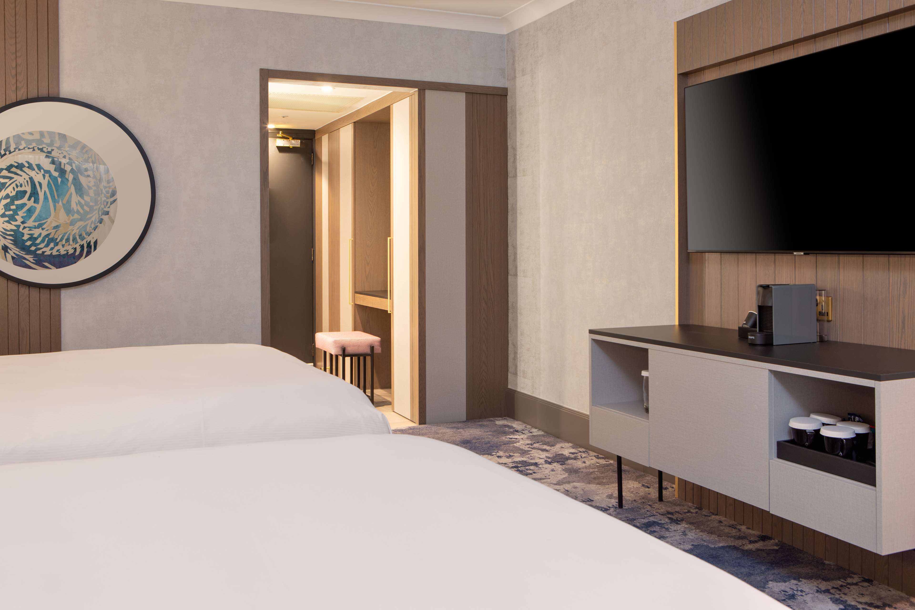 Hilton Glasgow Room Type - EXECUTIVE TWO QUEEN BEDS