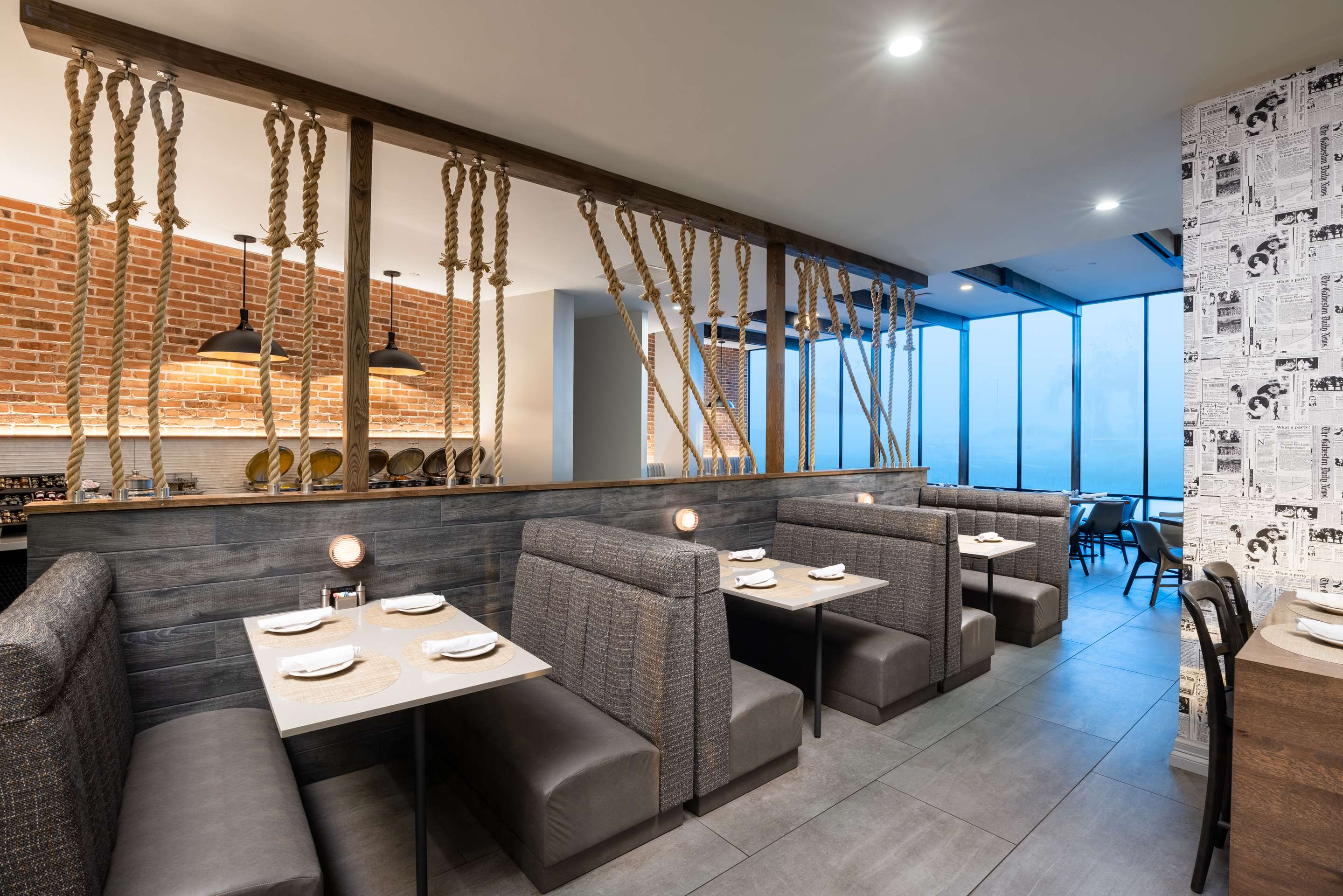 Restaurant | Hilton Galveston Island Resort