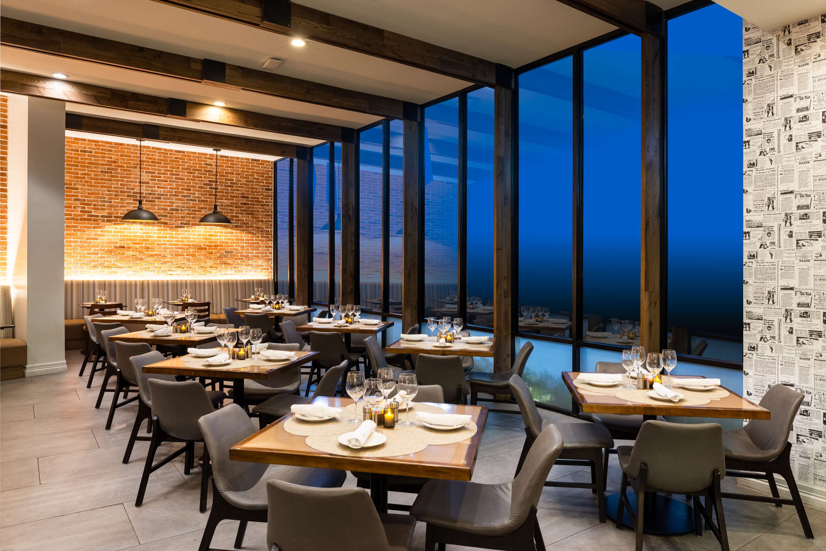 Restaurant | Hilton Galveston Island Resort