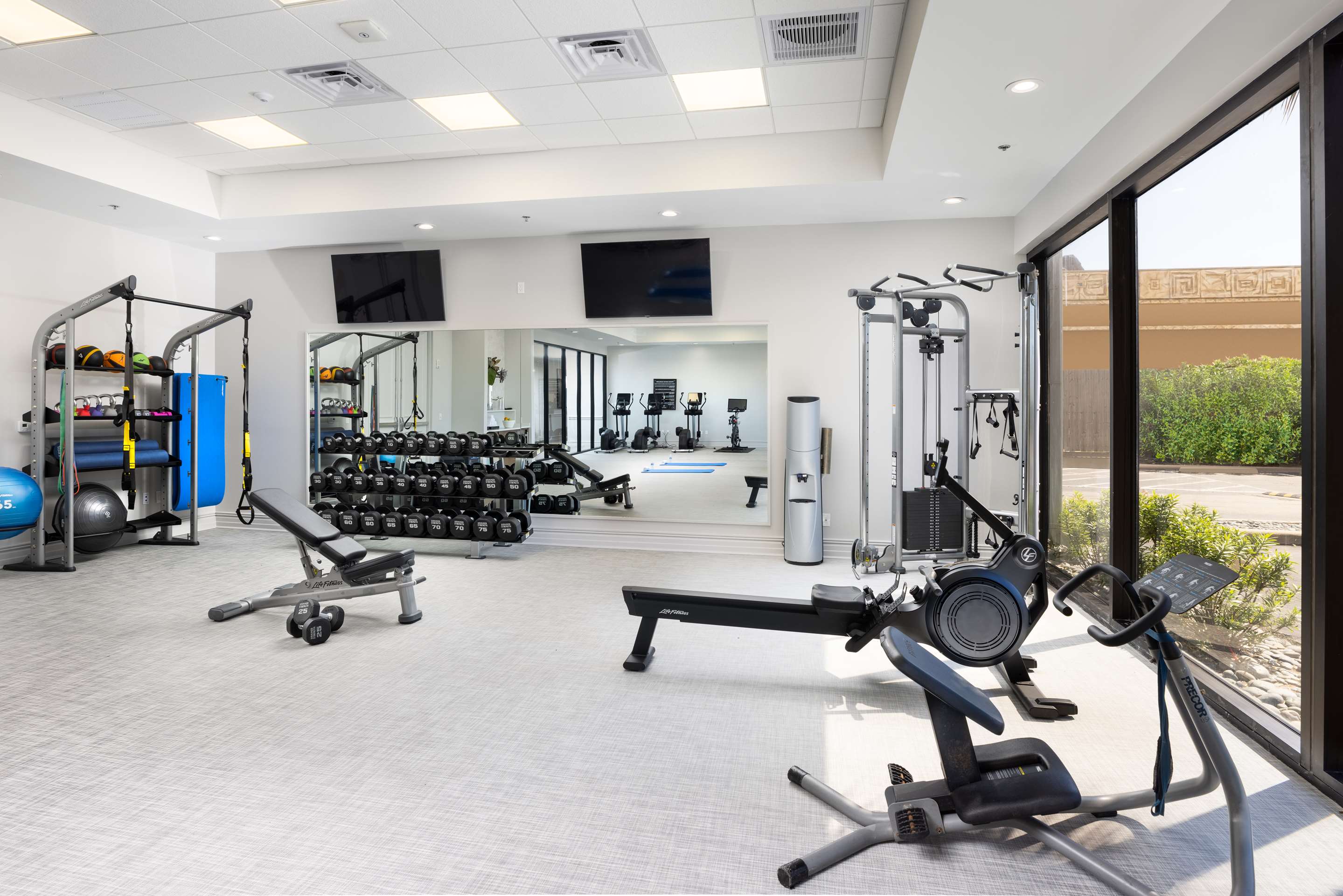 Health club fitness center gym | Hilton Galveston Island Resort