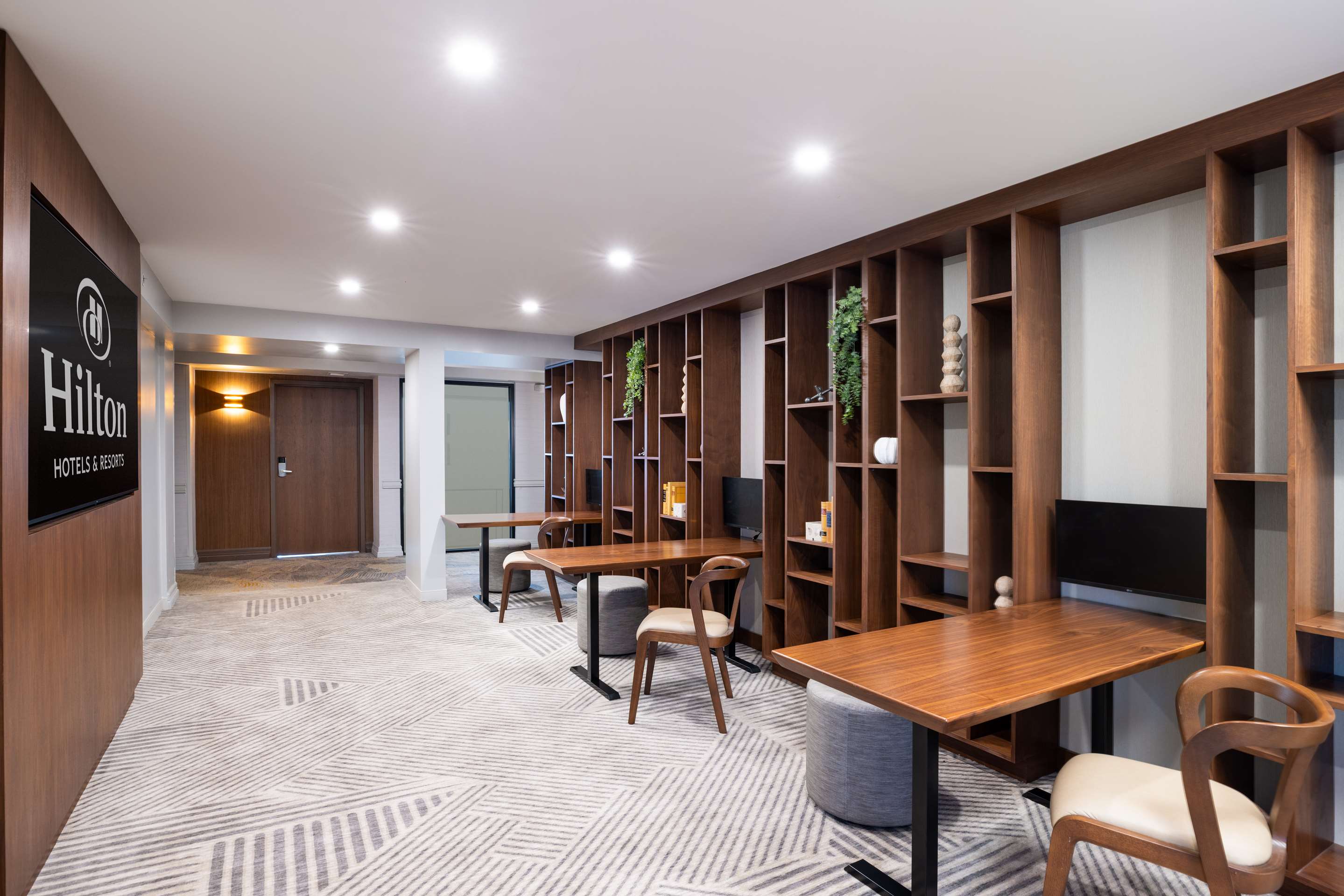 Business Center | Hilton Galveston Island Resort
