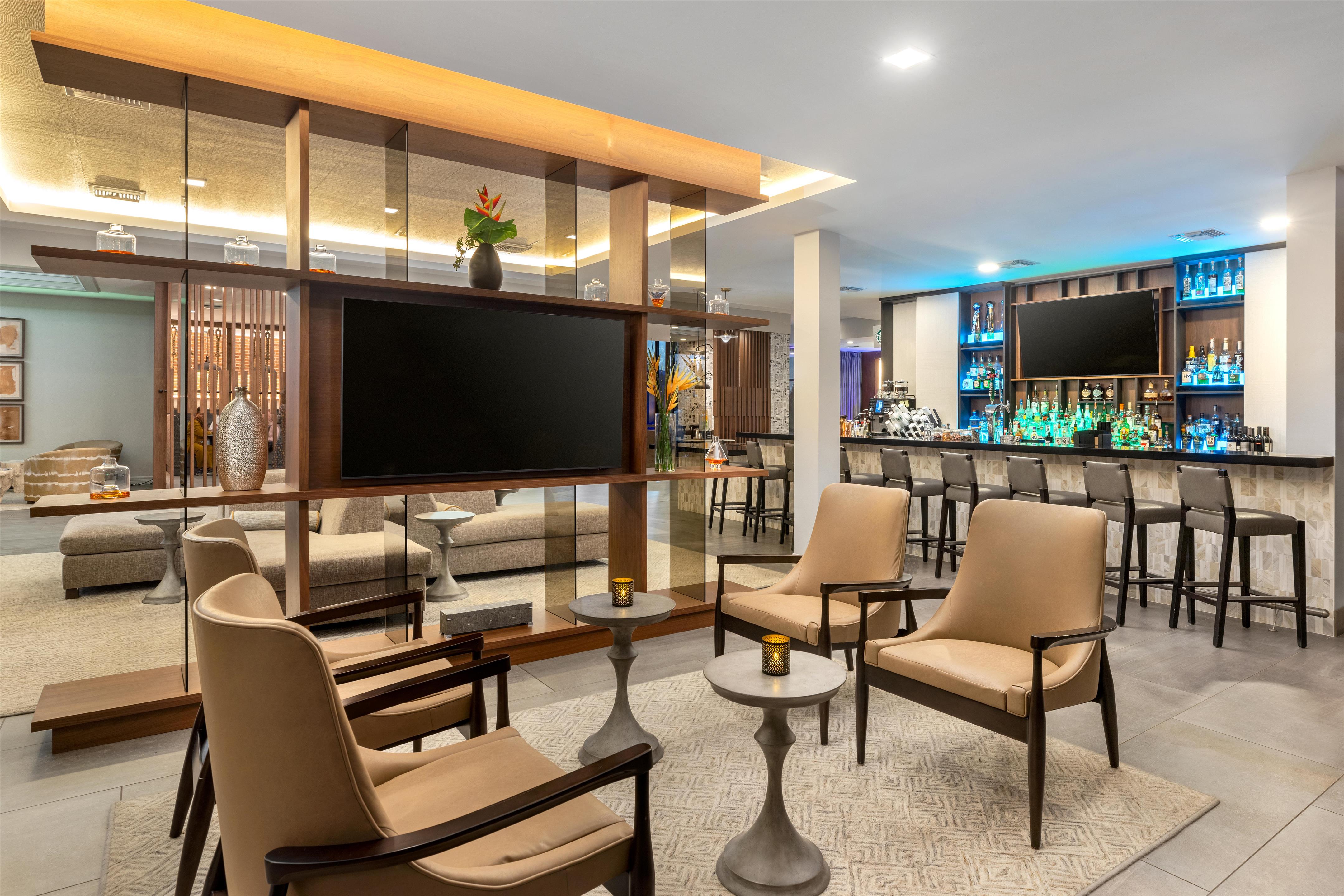 BarLounge | Hilton Galveston Island Resort