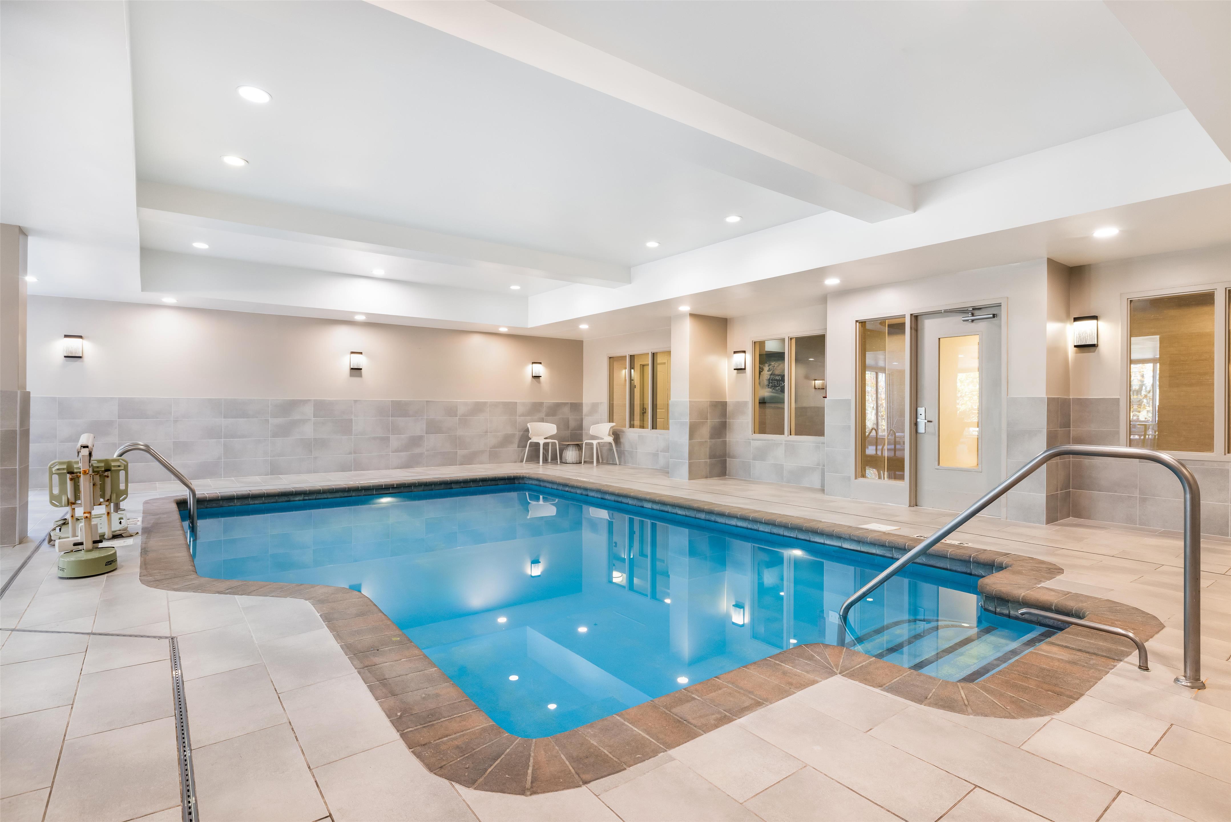 Pool | Hilton Garden Inn Mystic/Groton