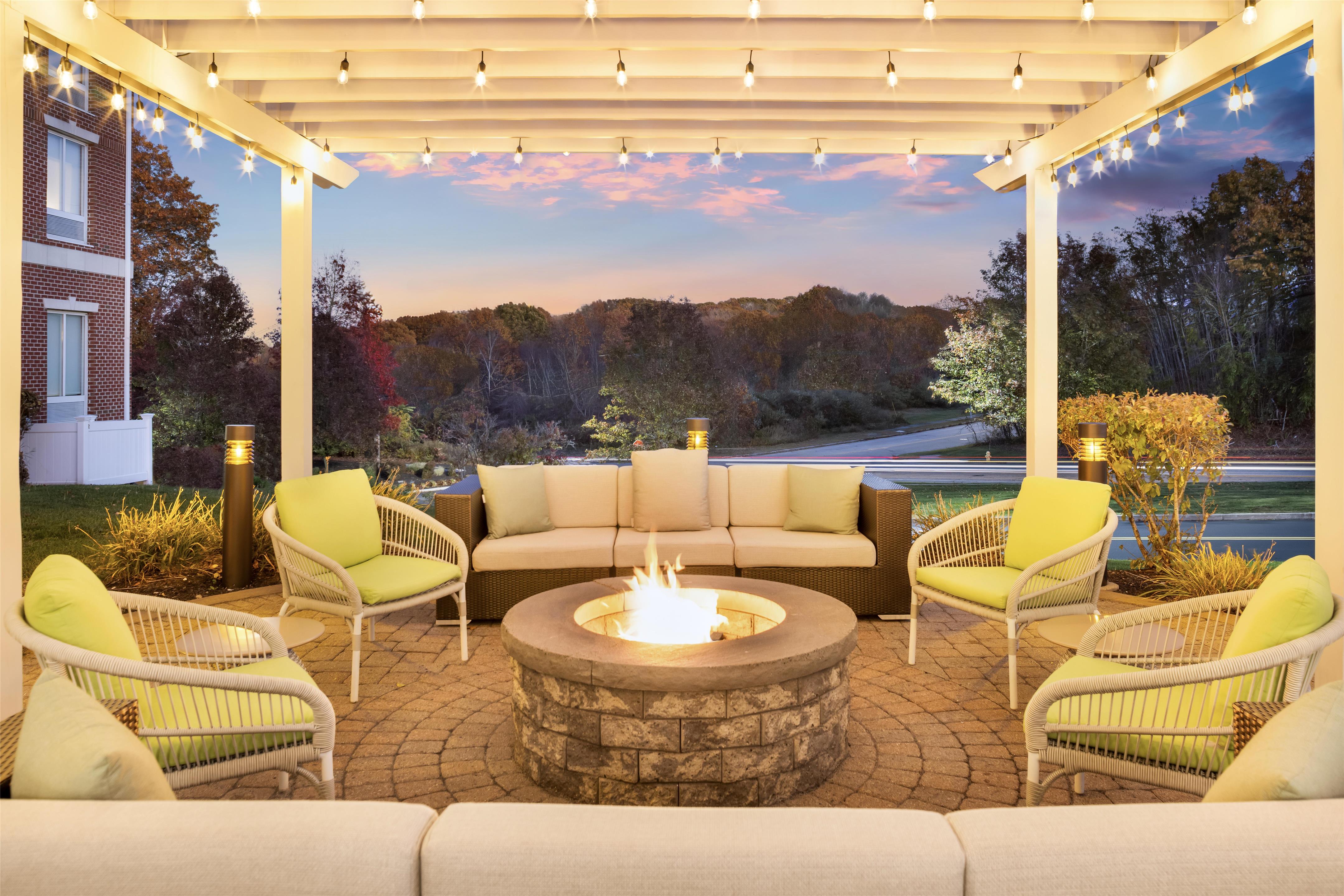 Exterior | Hilton Garden Inn Mystic/Groton