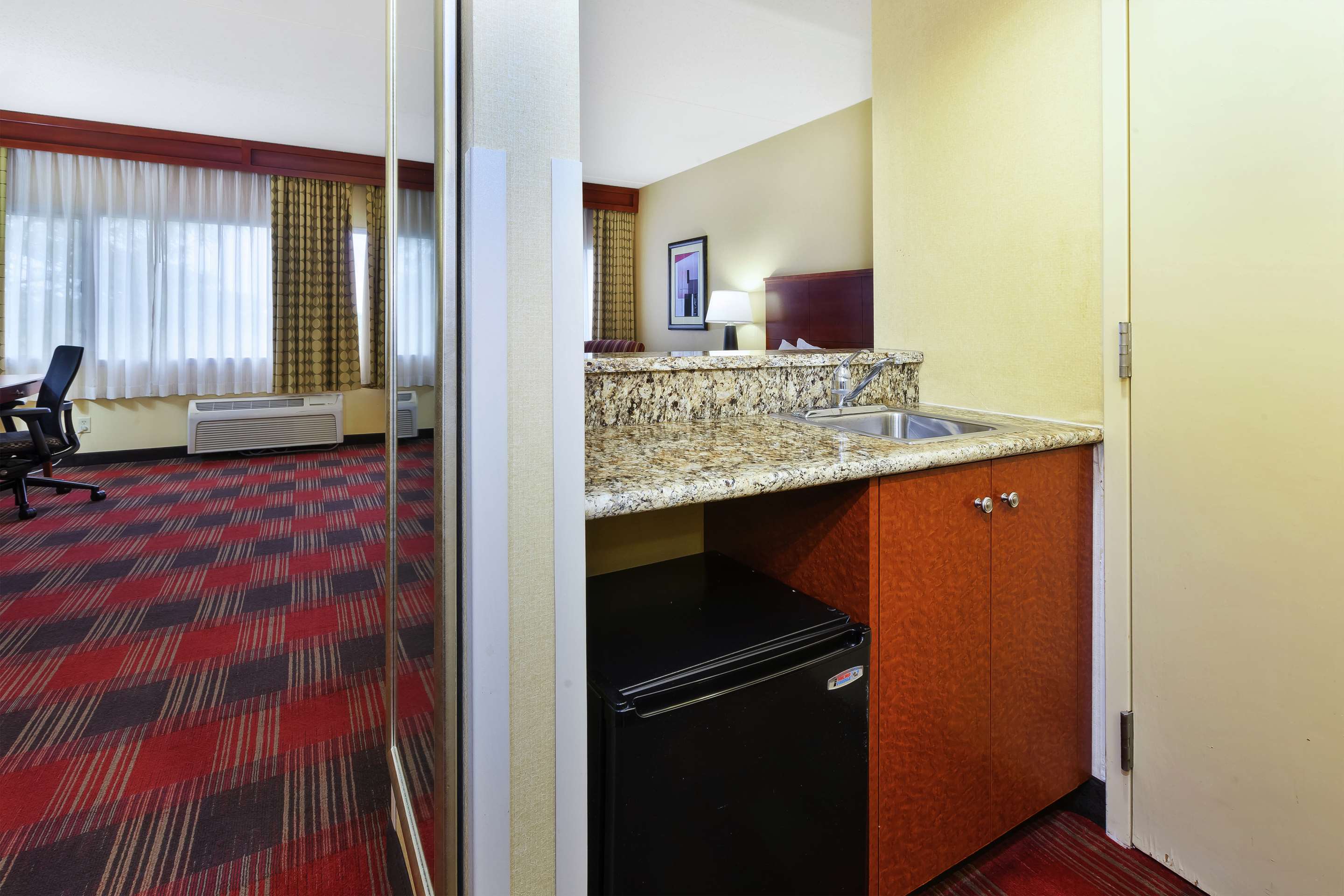 Guest room