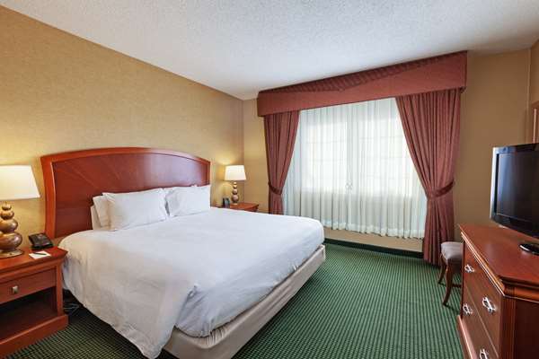  - Embassy Suites Airport Greensboro - I-40, Exit 210