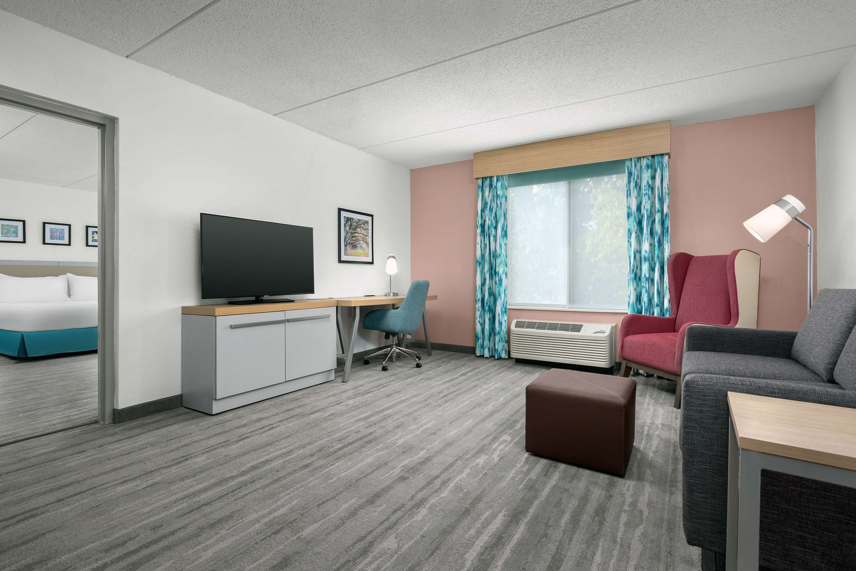 Guest room