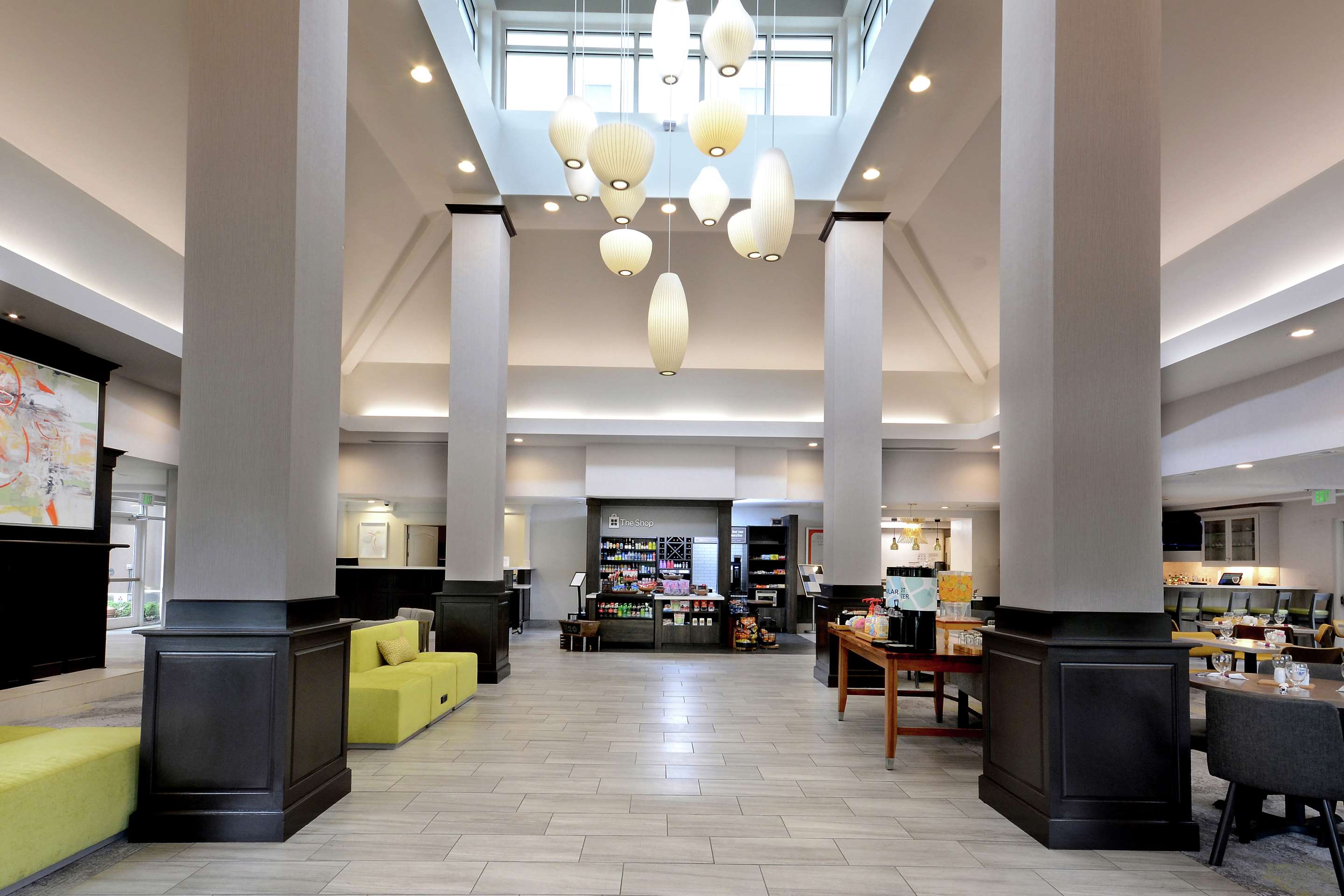 Lobby | Hilton Garden Inn Greensboro