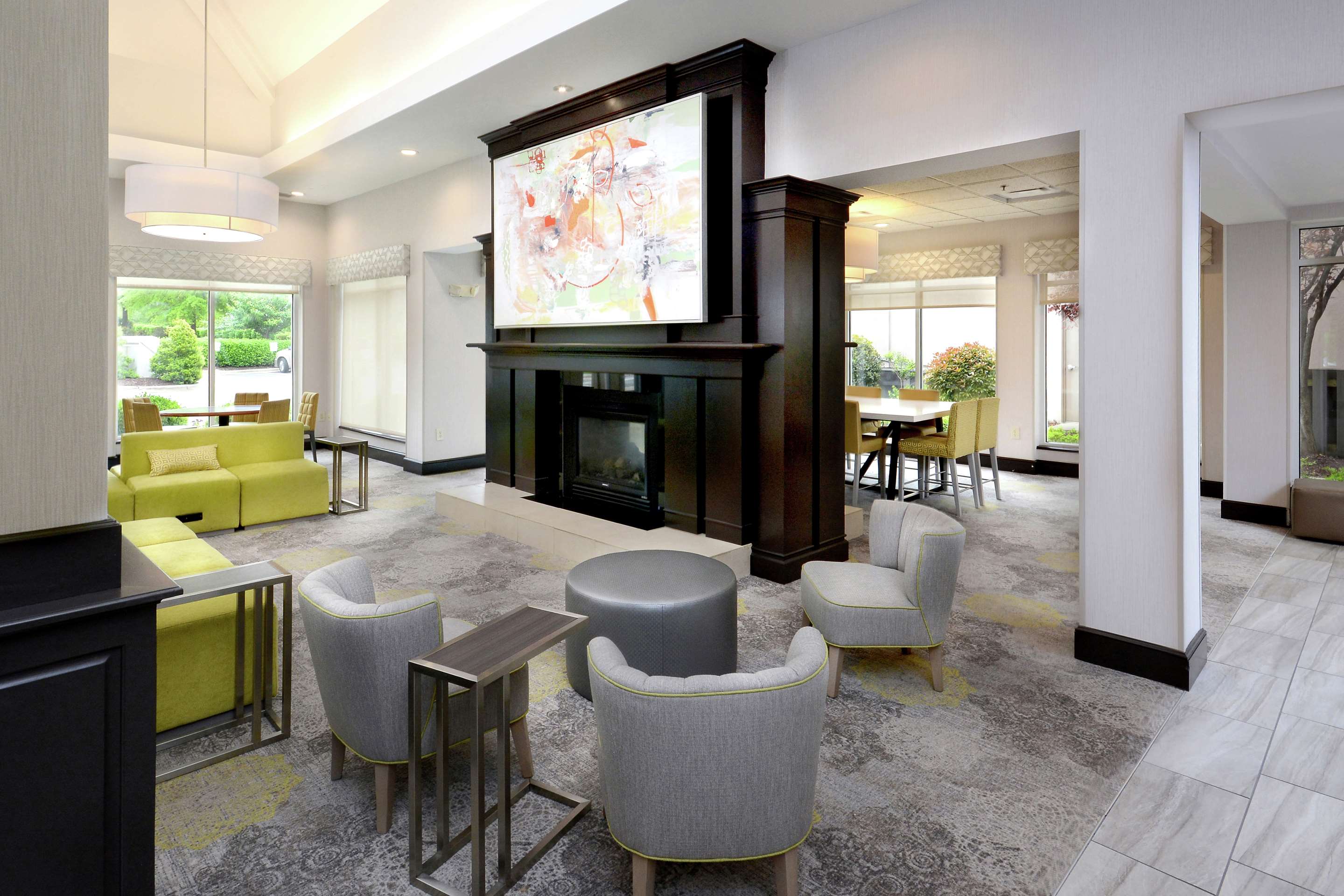 Lobby | Hilton Garden Inn Greensboro