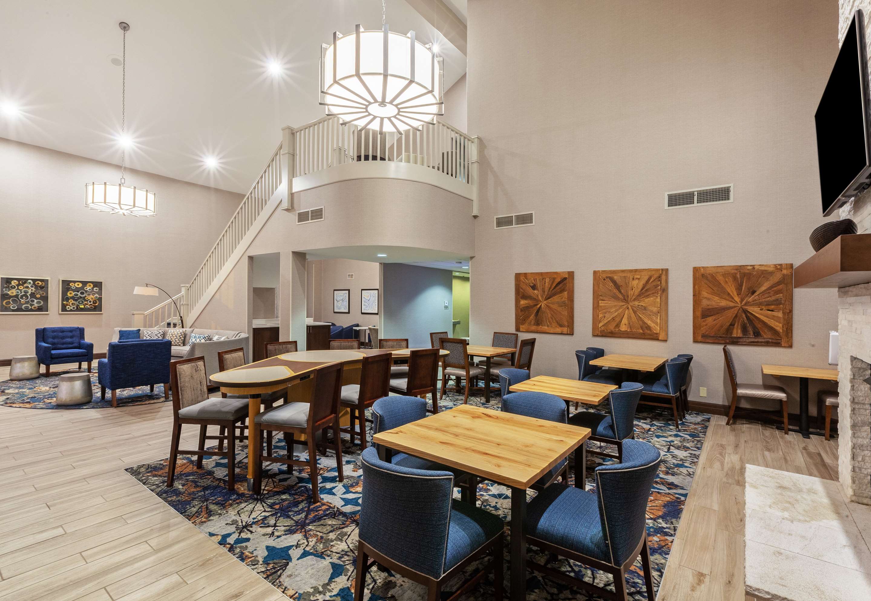 Lobby | Homewood Suites by Hilton Greensboro