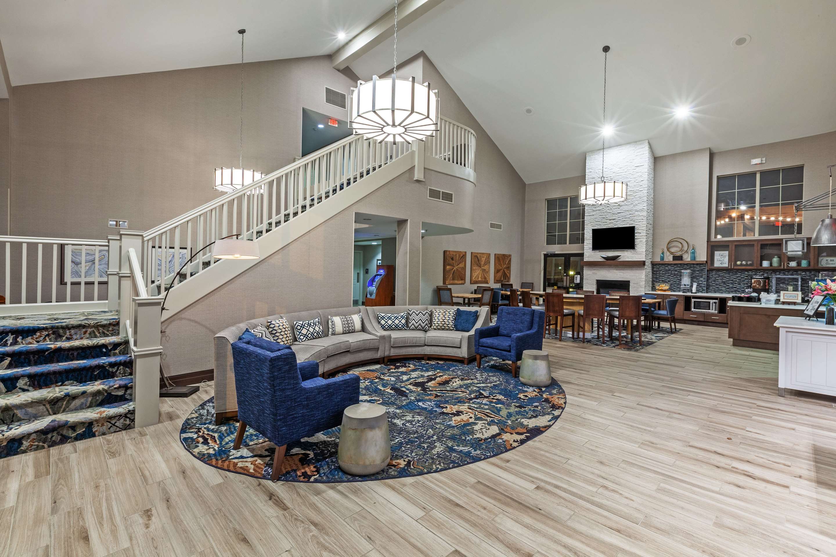Lobby | Homewood Suites by Hilton Greensboro