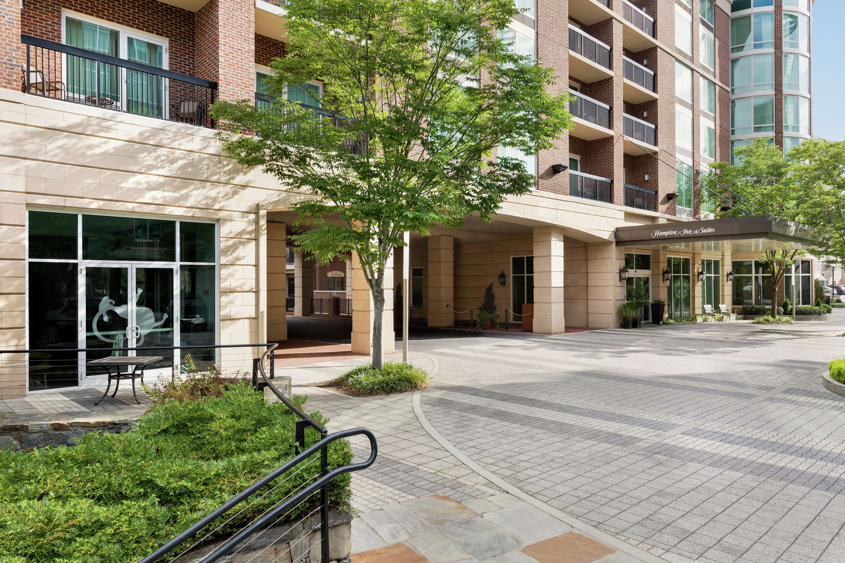 Exterior | Hampton Inn & Suites Greenville-Downtown-RiverPlace