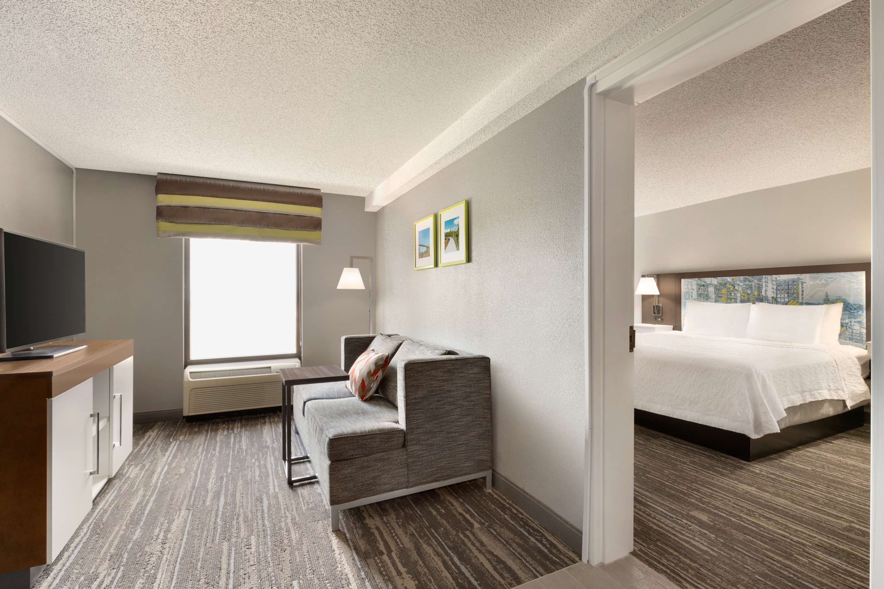 Guest room