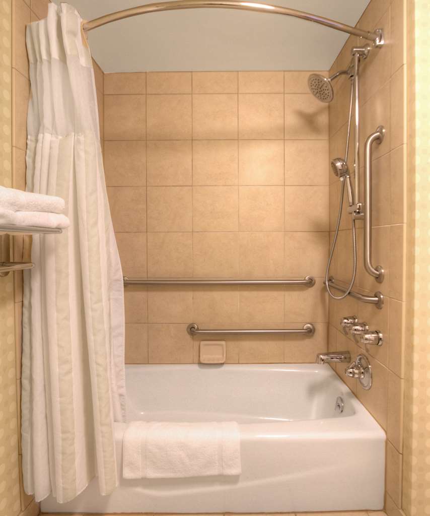 Hilton Garden Inn Great Falls Room Type - 1KG STE MOB HEAR ACC TUB