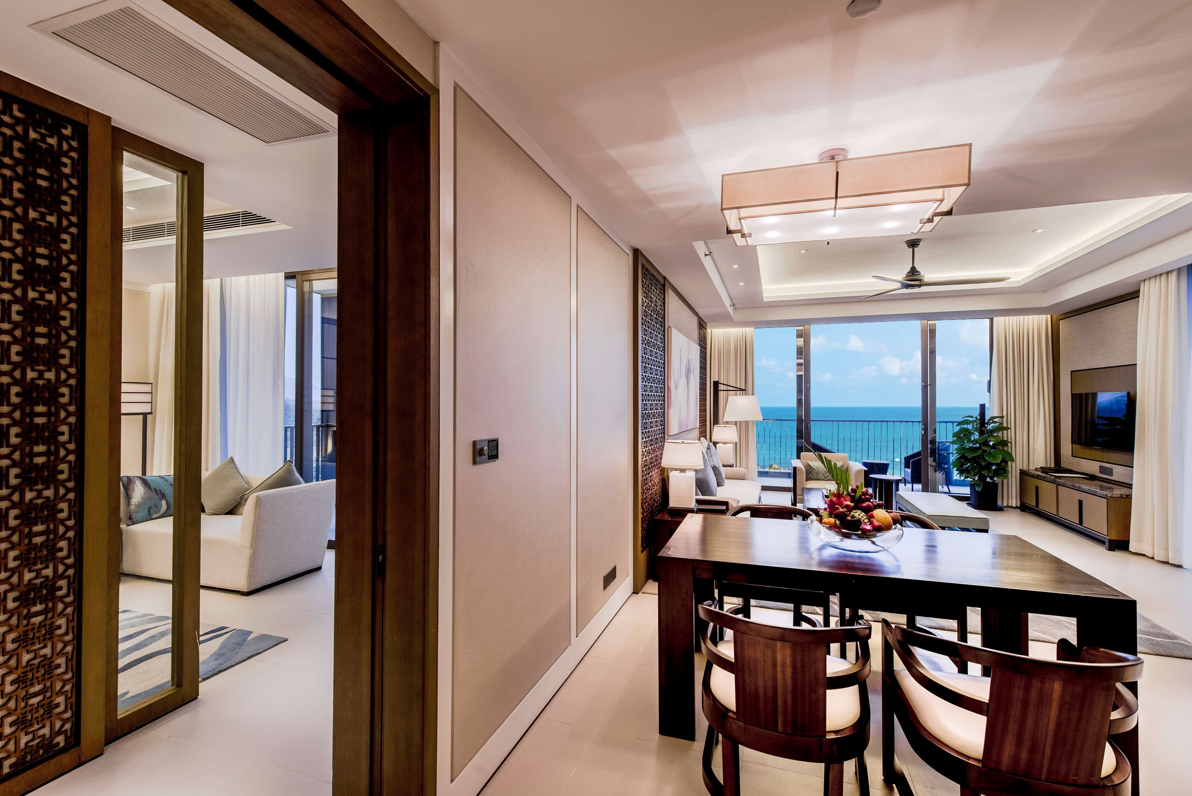 Hilton Wenchang Room Type - OCEAN VIEW SUITE