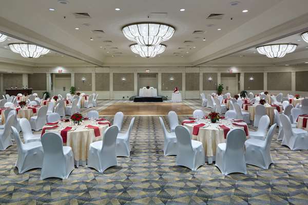 Restaurant - Hilton Hotel Hartford - I-84, Exit 49 & 50