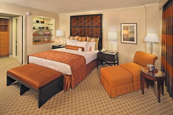  - Hilton Hotel Hartford - I-84, Exit 49 & 50