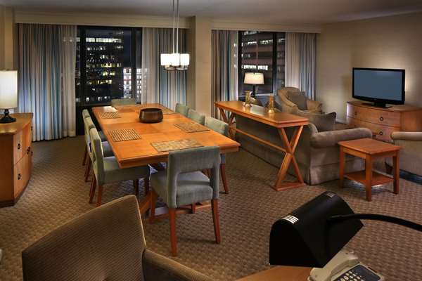  - Hilton Hotel Hartford - I-84, Exit 49 & 50