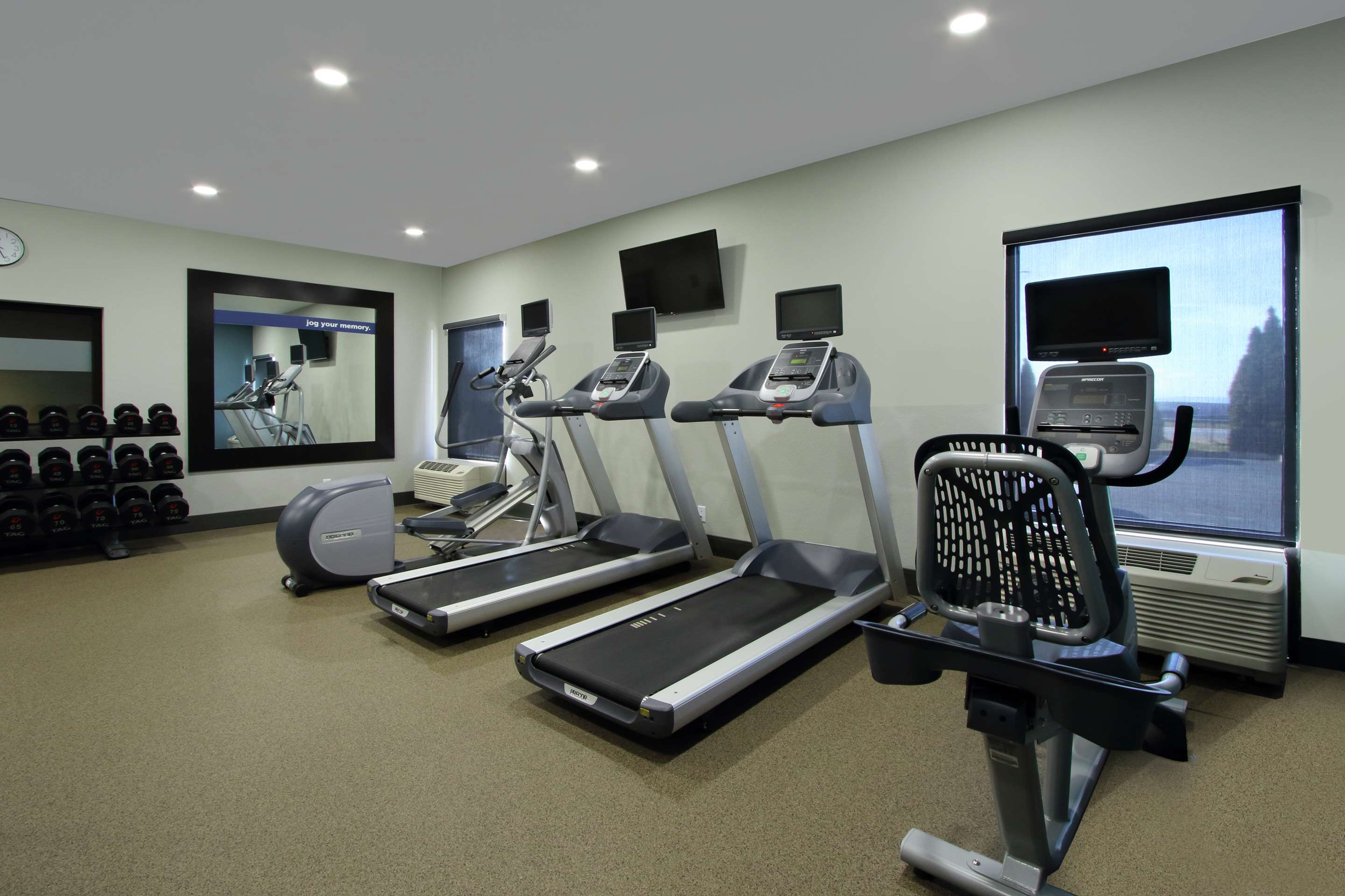 Health club fitness center gym | Hampton Inn Hagerstown-I-81