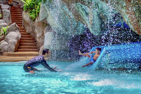 HILTON PHUKET ARCADIA RESORT ANDAMP - Photo 11