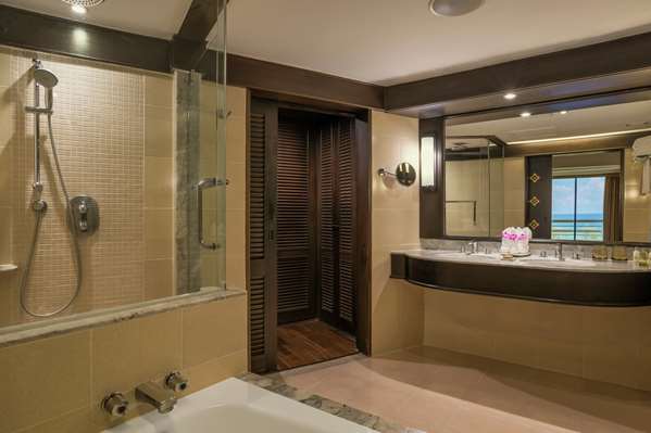 HILTON PHUKET ARCADIA RESORT ANDAMP - Photo 35