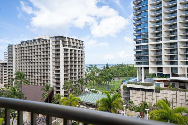  - Embassy Suites Beach Walk Waikiki Honolulu