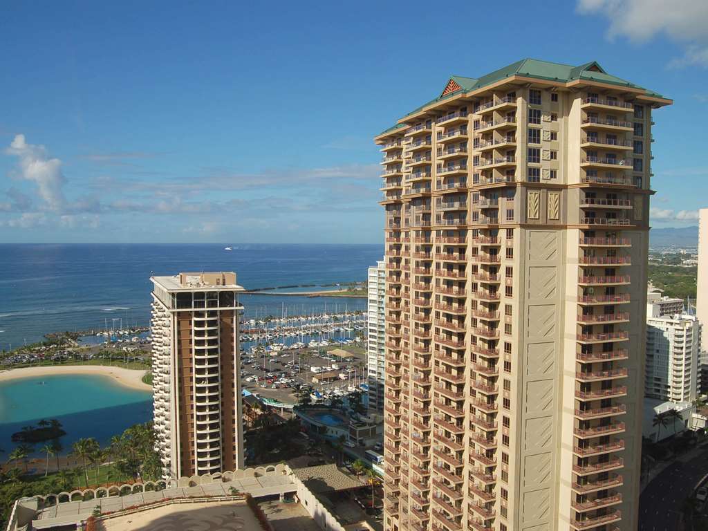 Hilton Grand Vacations Grand Waikikian
