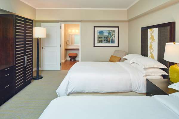  - Hilton Grand Vacations Hotel at Hawaiian Village Waikiki