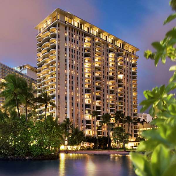 Exterior view - Hilton Grand Vacations Hotel at Hawaiian Village Waikiki