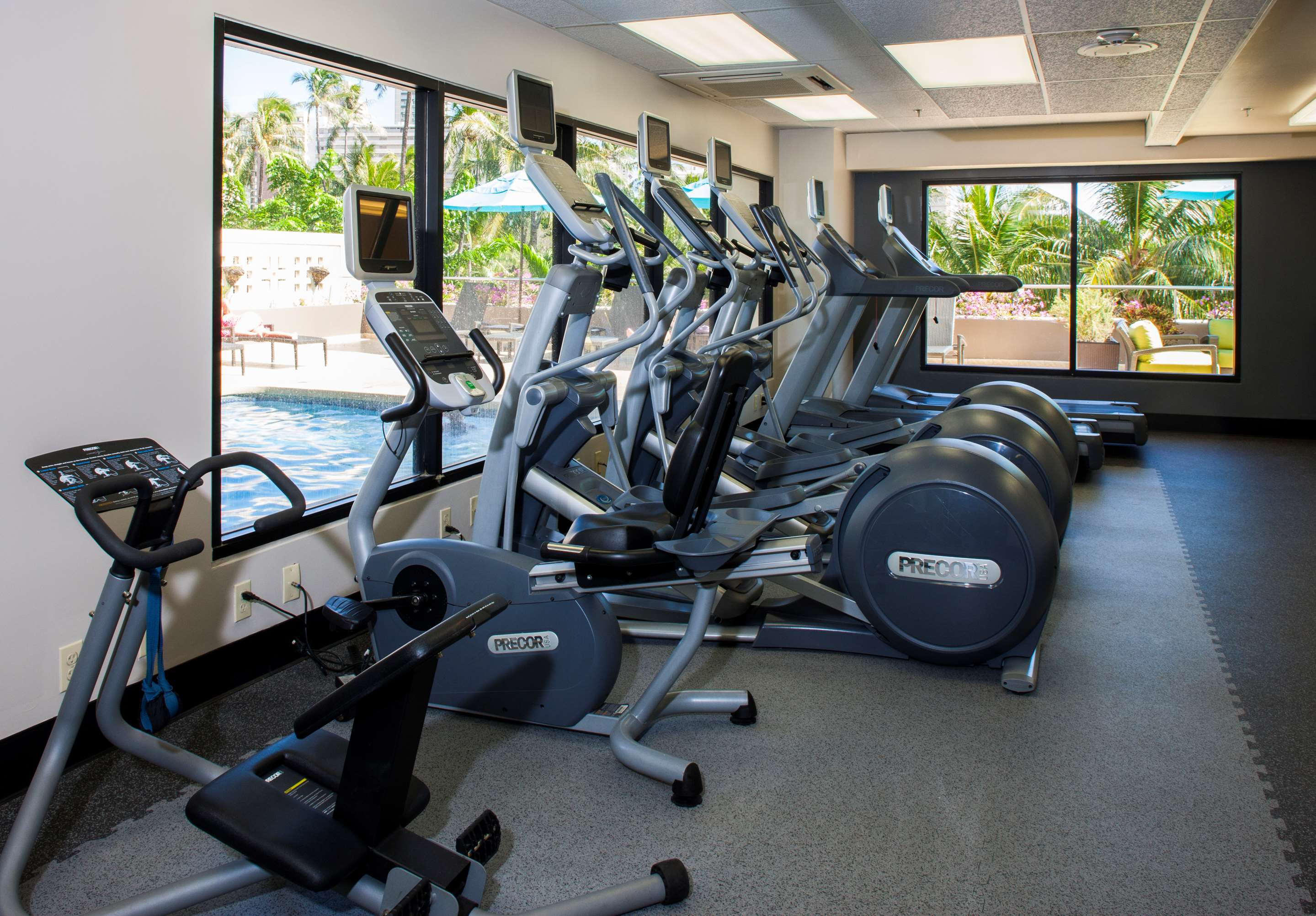 Health club fitness center gym | DoubleTree by Hilton Hotel Alana - Waikiki Beach