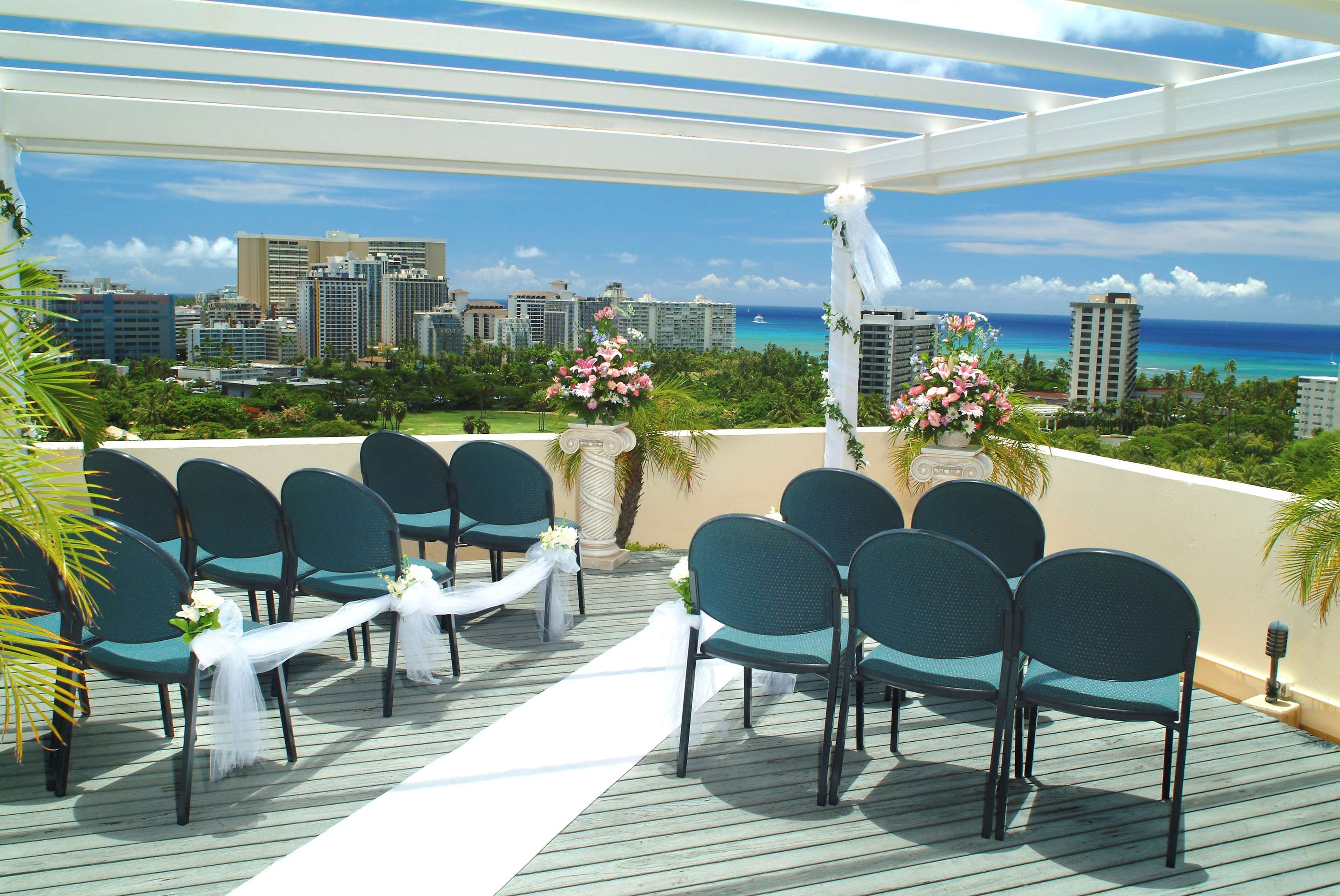 Meeting Room | DoubleTree by Hilton Hotel Alana - Waikiki Beach